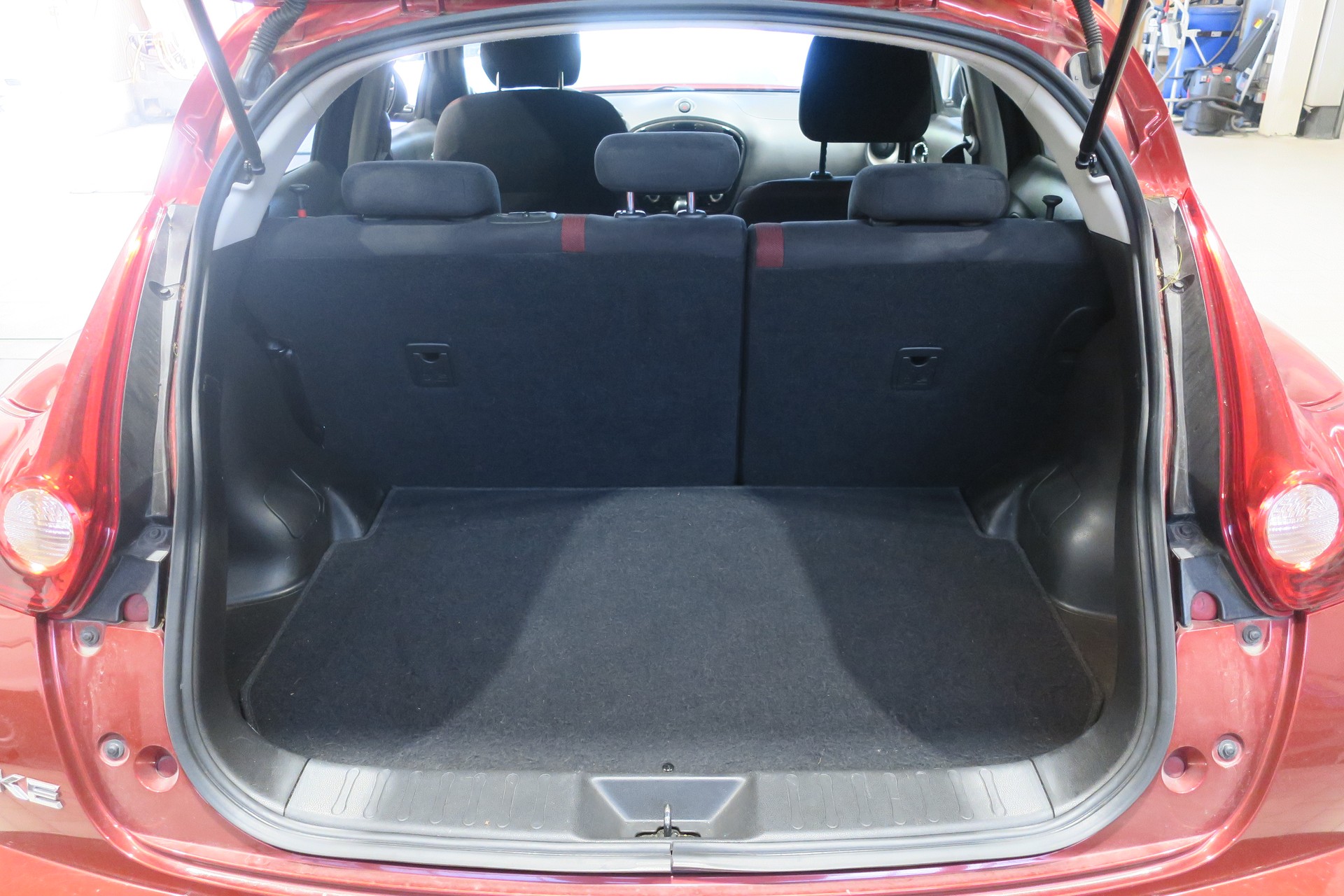 NISSAN Juke 1.6 DIG-T tekna 4x4 Xtronic M-CVT-image-6