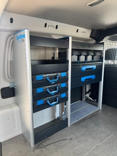 VW Caddy 2.0TDI BlueMotion Technology-image-13