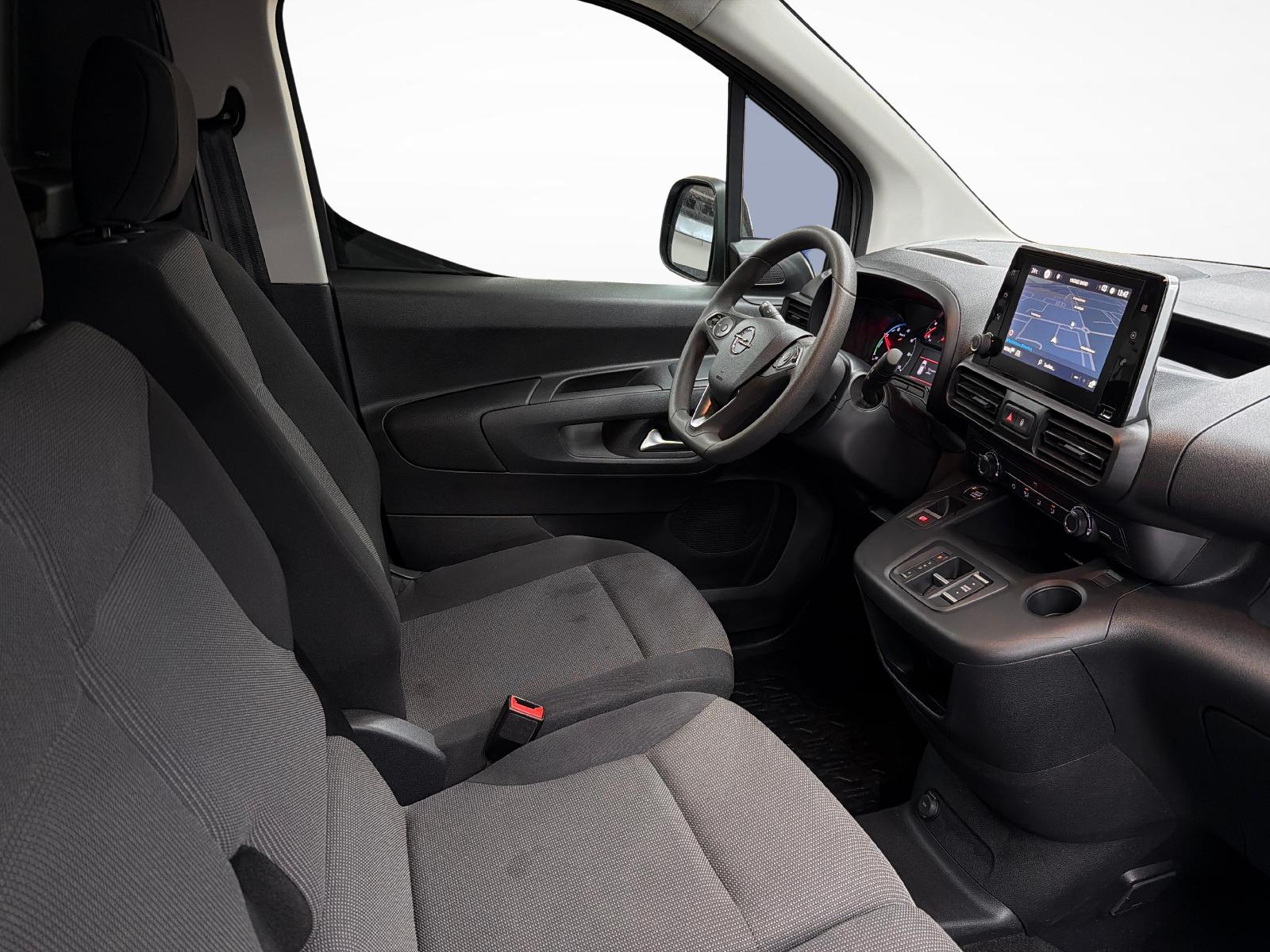 OPEL Combo-e Cargo 2.4 t Electric-image-9