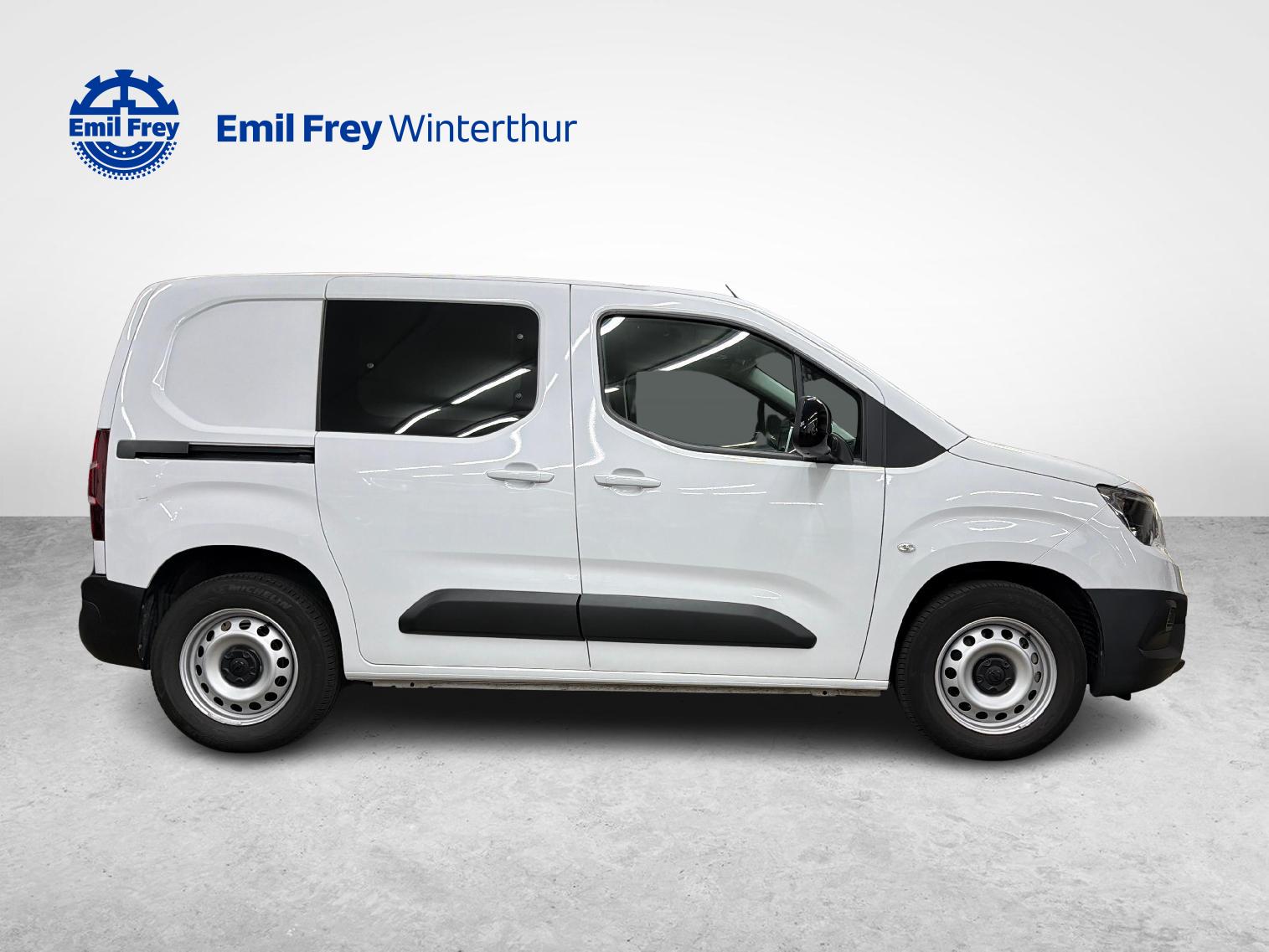 OPEL Combo-e Cargo 2.4 t Electric-image-5