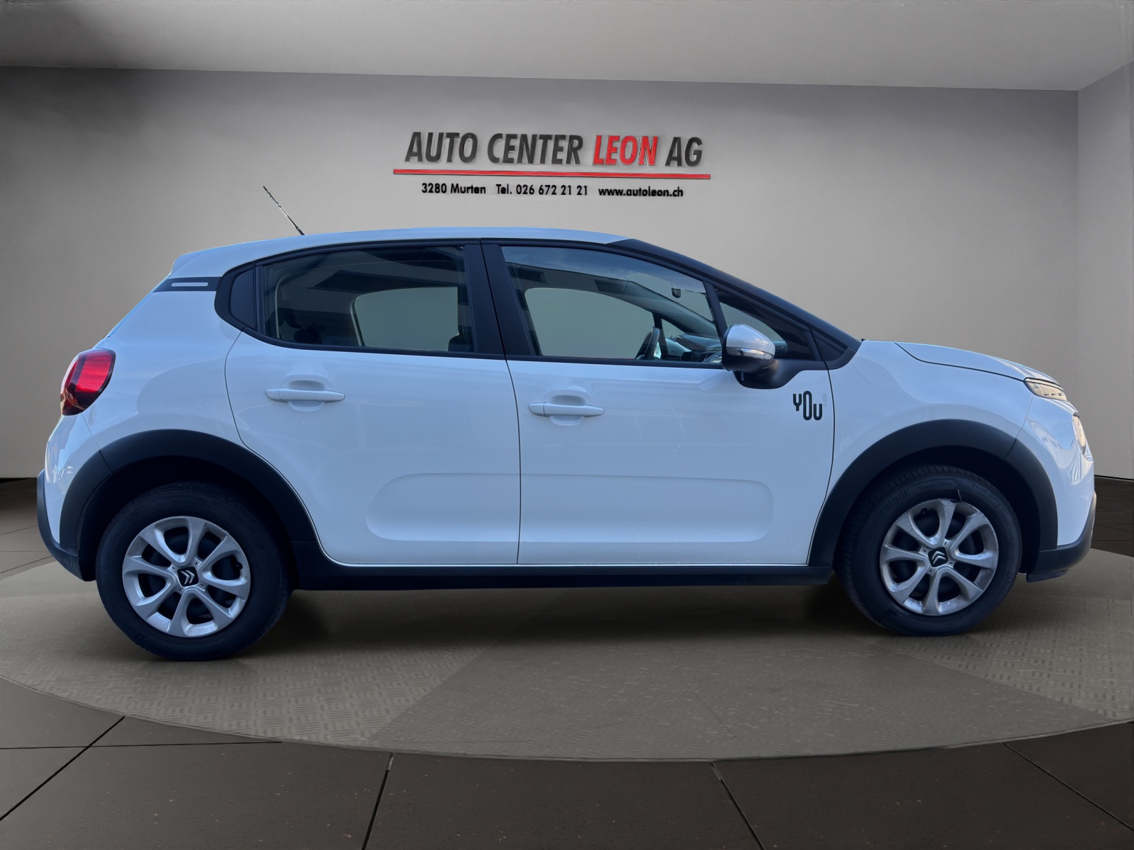 CITROEN C3 1.2i PureTech Shine-image-6