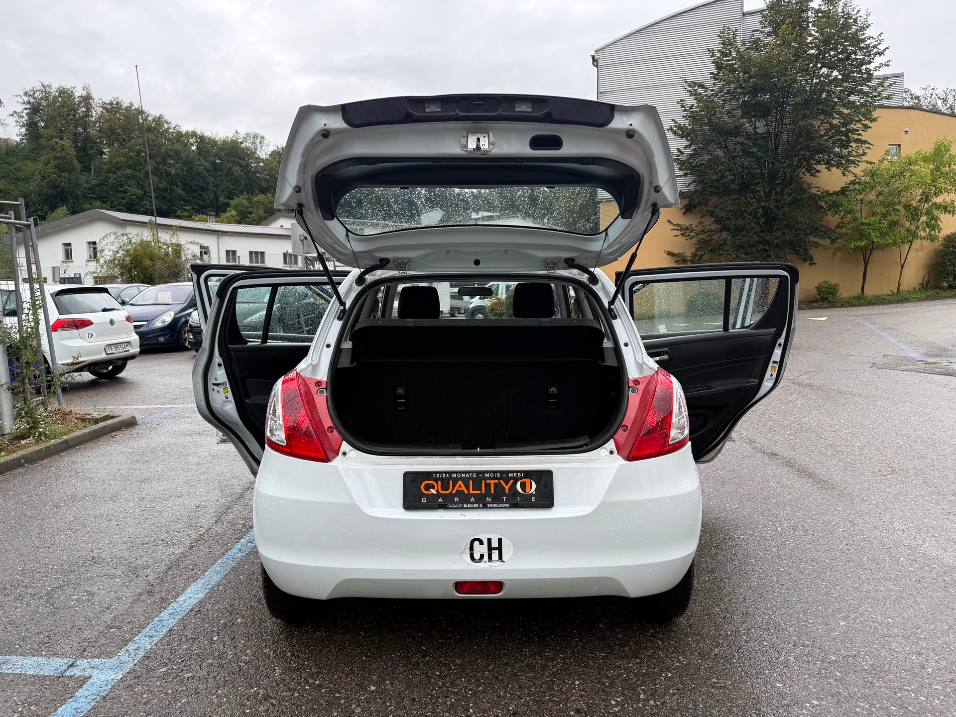 SUZUKI Swift 1.2i 16V Compact Top 4x4-image-17