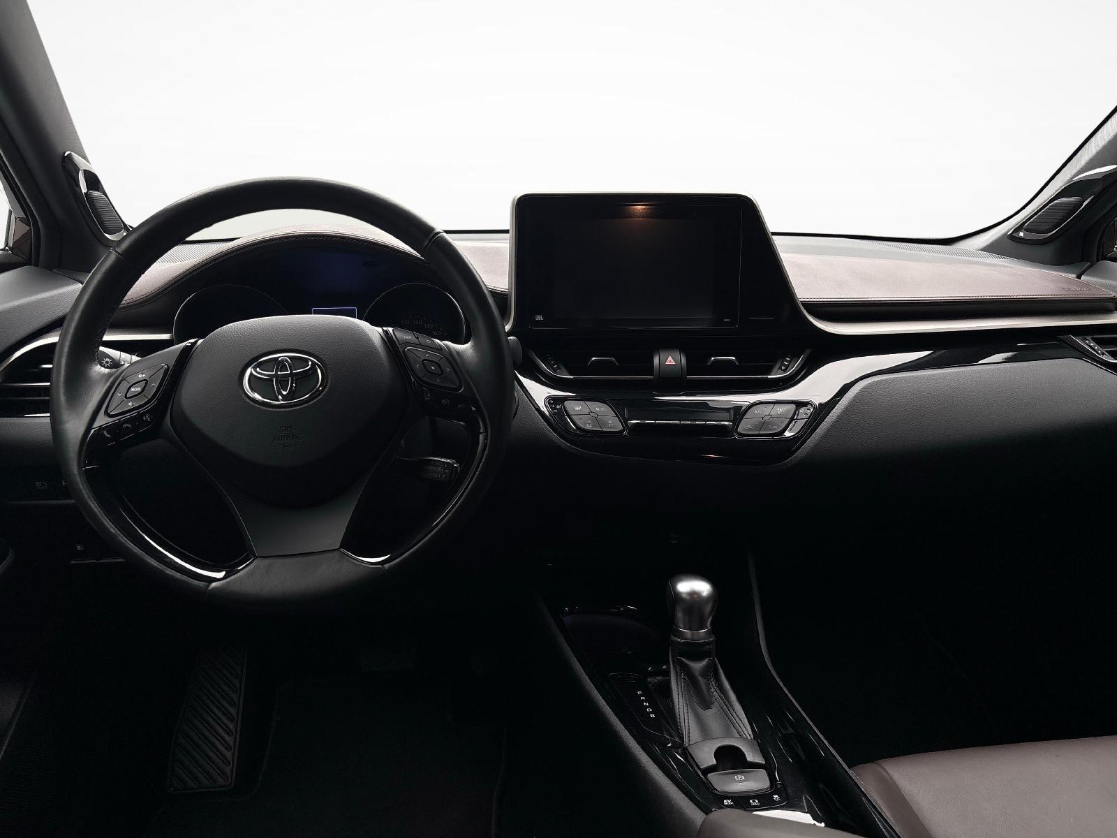 TOYOTA C-HR 1.8 VVTi HSD Premium-image-8