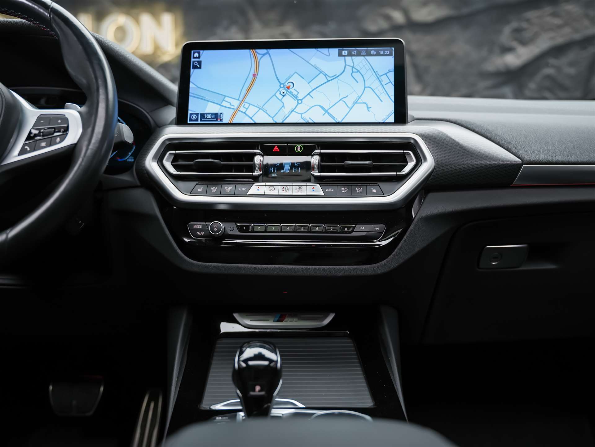 BMW X3 xDrive M40d *Panorama*Laser Scheinwerfer*Head-Up*-image-21