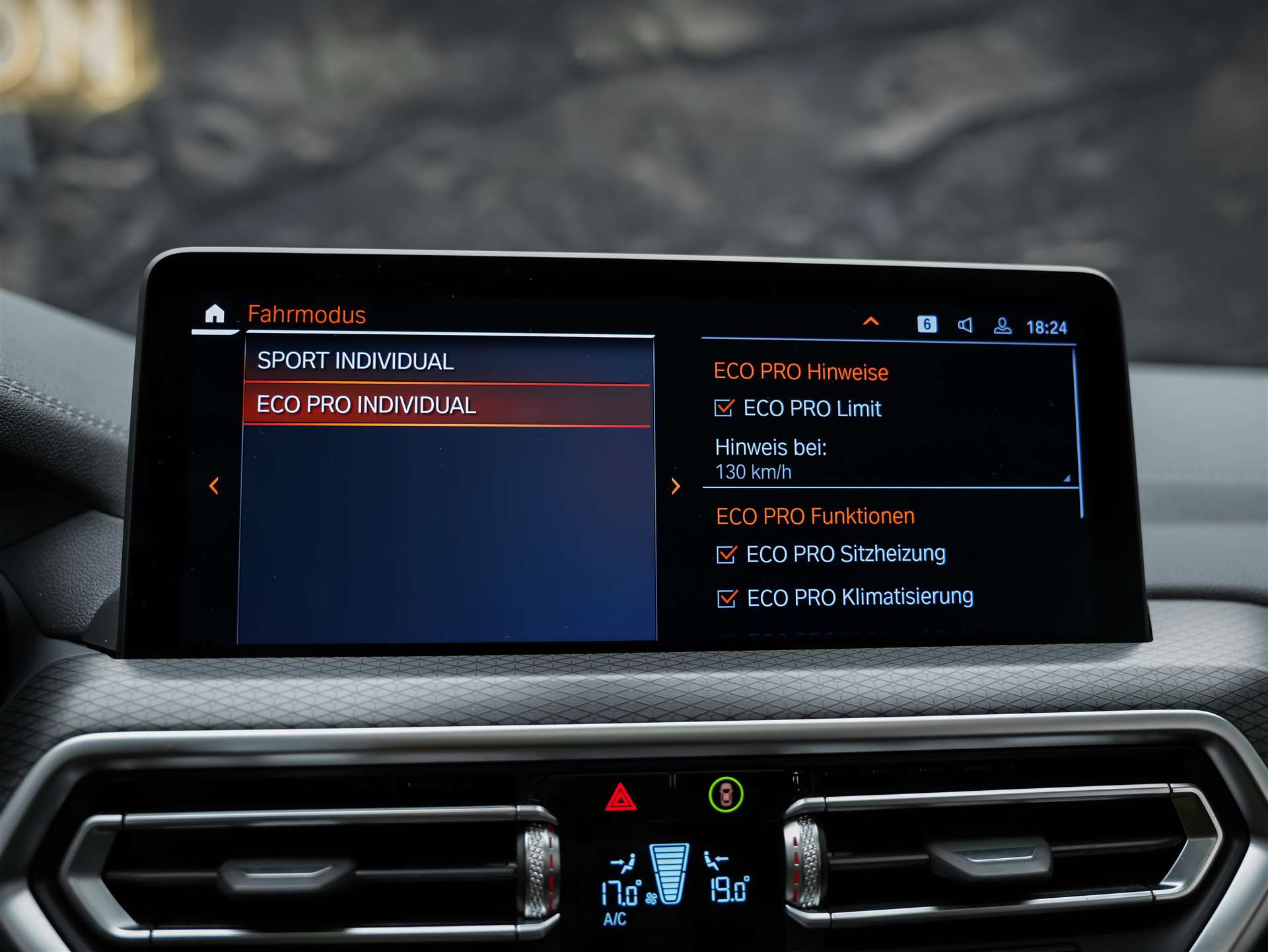 BMW X3 xDrive M40d *Panorama*Laser Scheinwerfer*Head-Up*-image-42