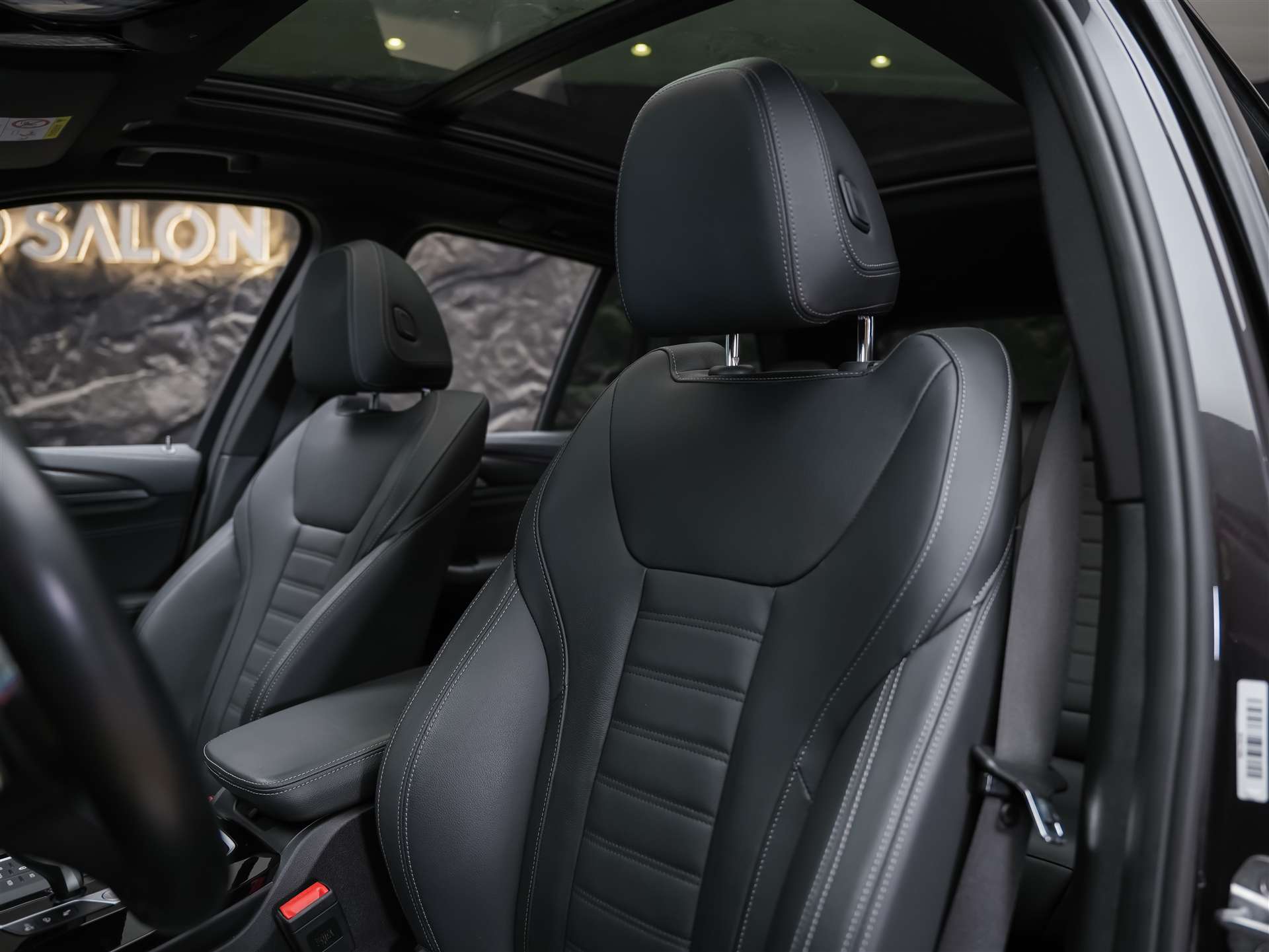BMW X3 xDrive M40d *Panorama*Laser Scheinwerfer*Head-Up*-image-9