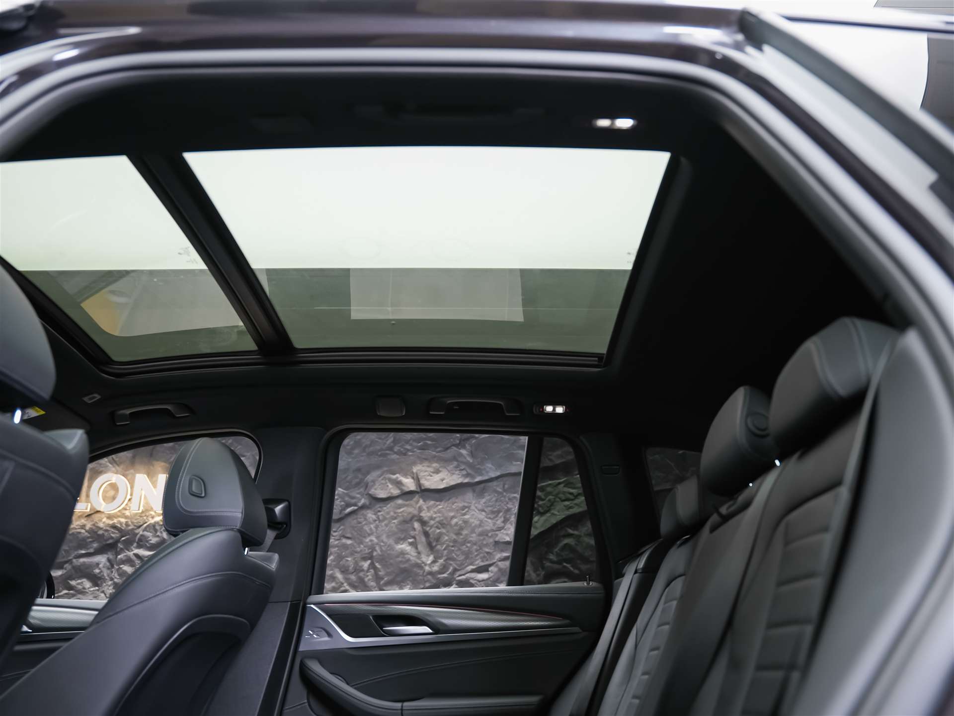 BMW X3 xDrive M40d *Panorama*Laser Scheinwerfer*Head-Up*-image-12