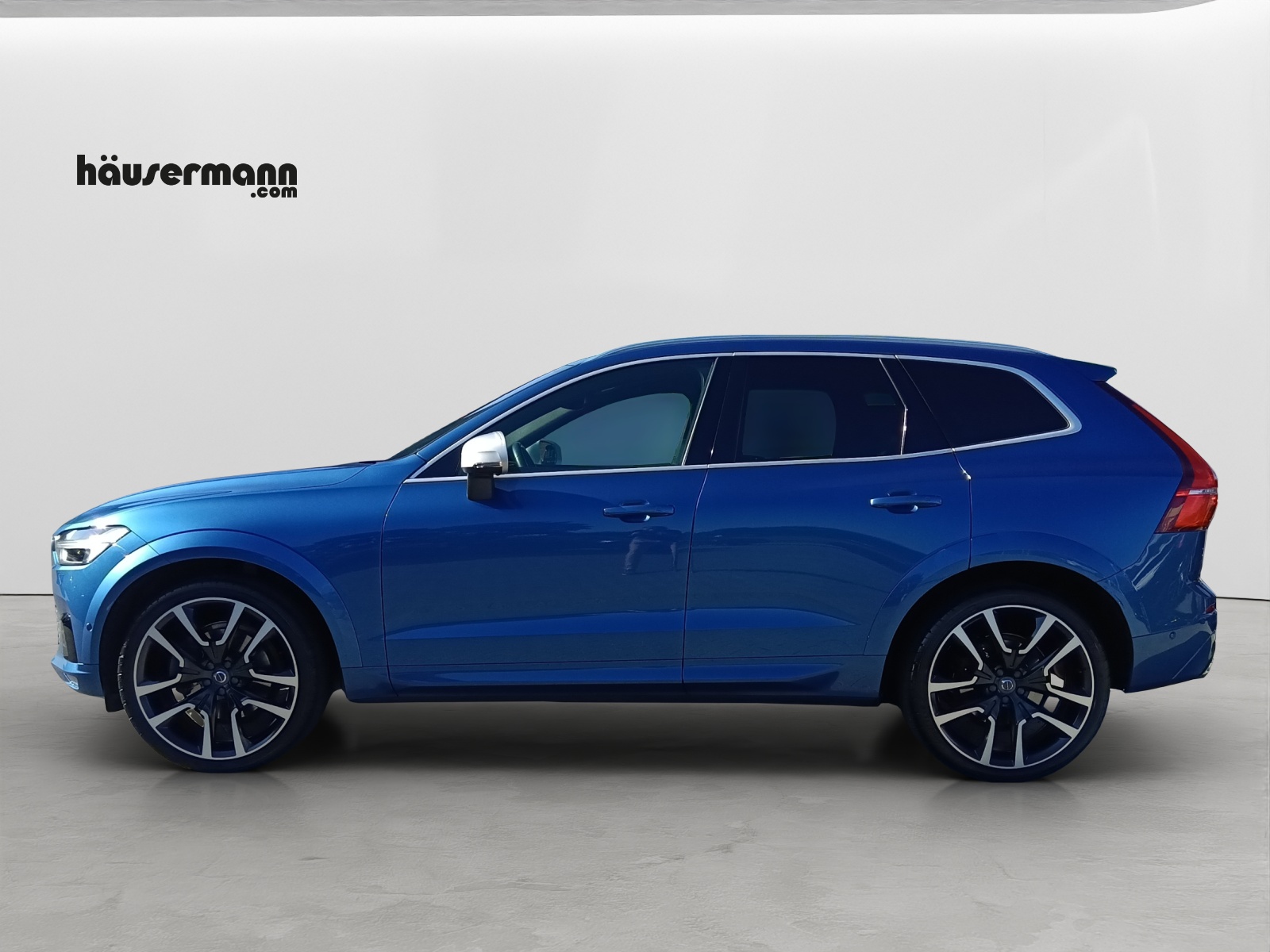 VOLVO XC60 2.0 T6 R-Design AWD-image-2