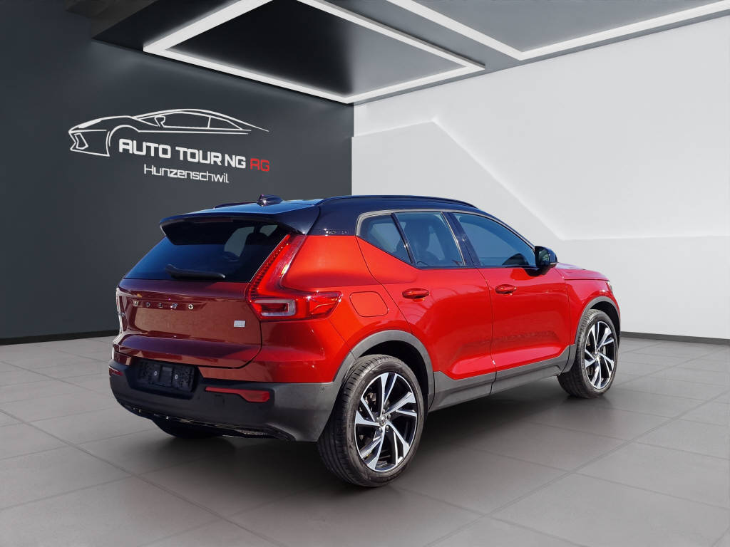 VOLVO XC40 1.5 T5 PiH R-Design-image-2