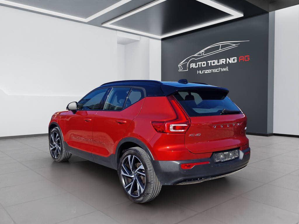 VOLVO XC40 1.5 T5 PiH R-Design-image-4