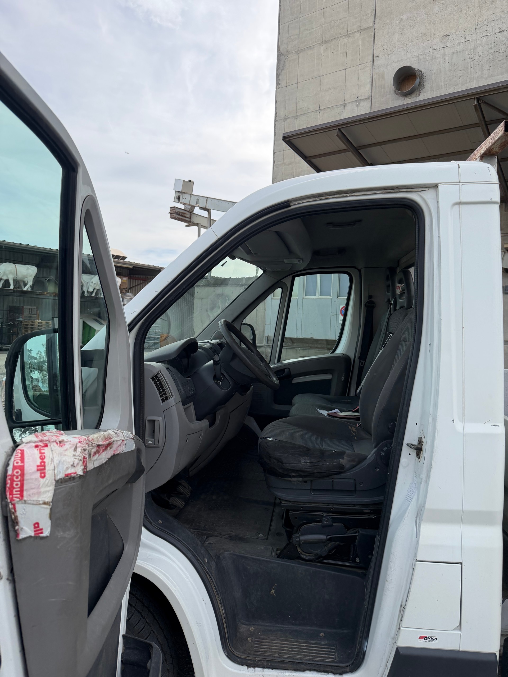 PEUGEOT Boxer 3.0 HDI 335 L4-image-9