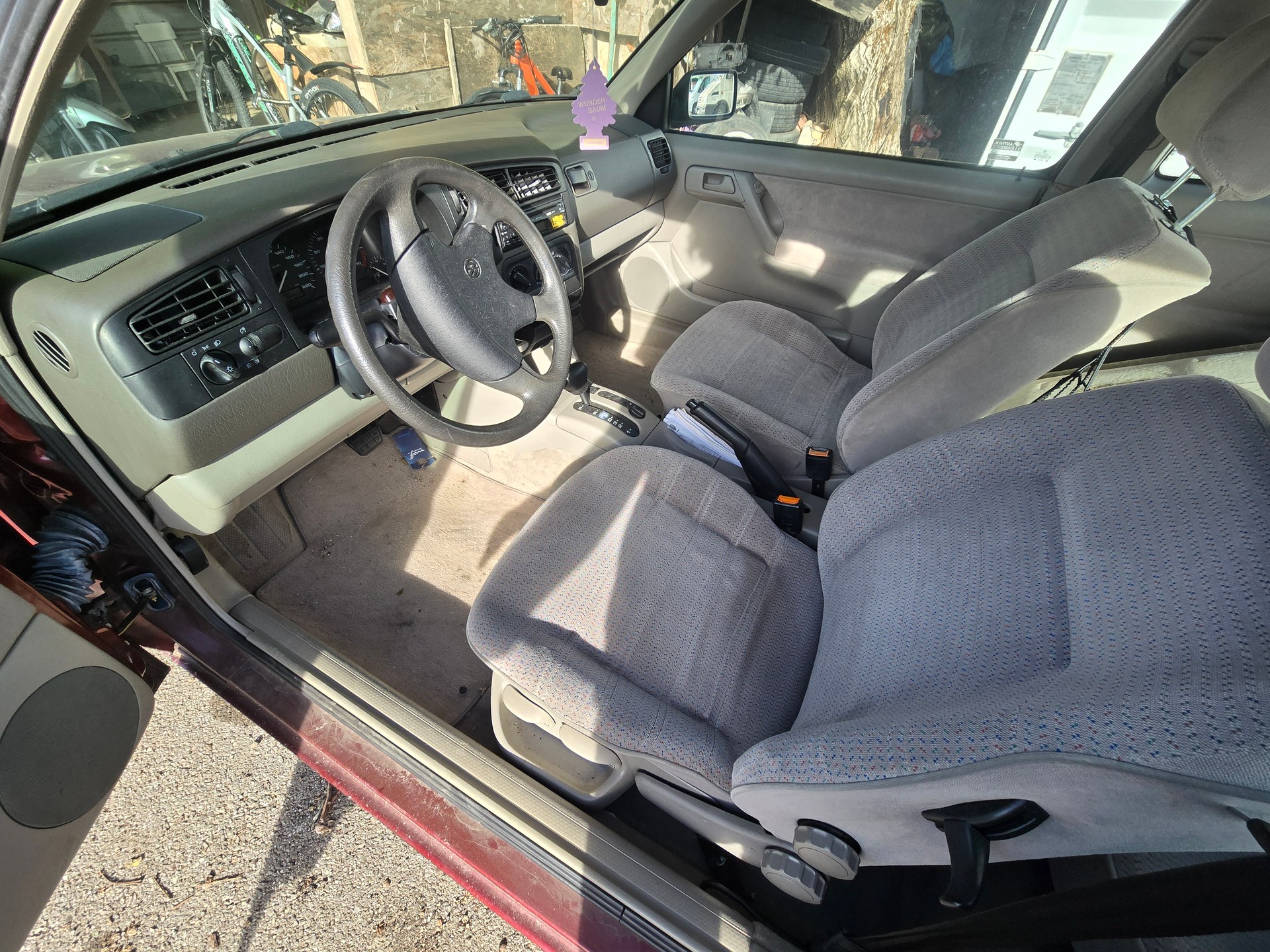 VW Golf 1800 S-Plus (GL)-image-3