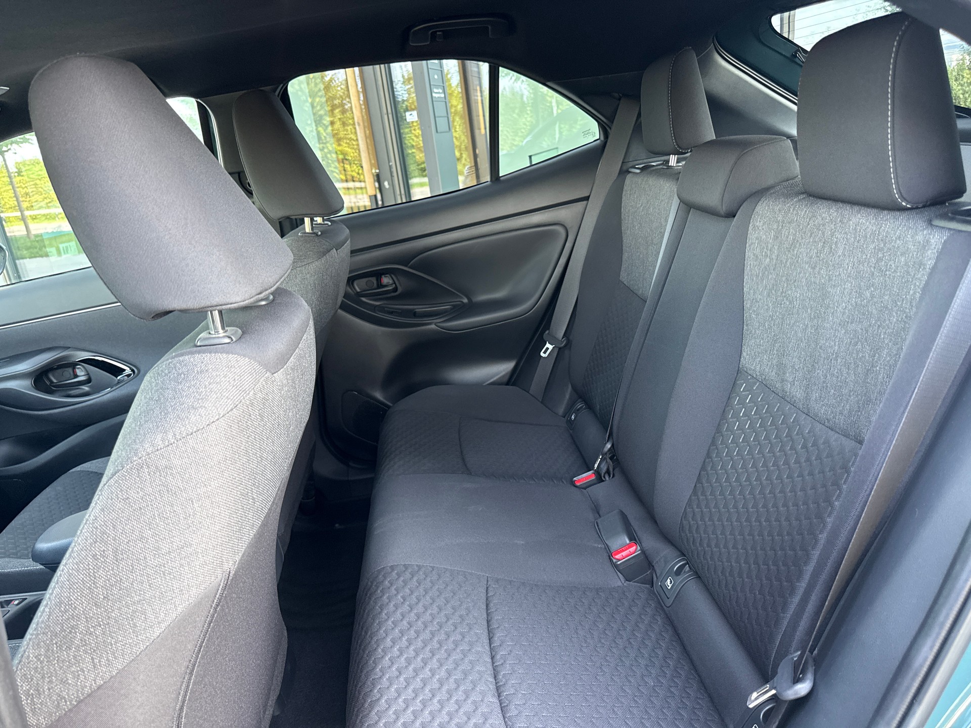TOYOTA Yaris Cross 1.5 Trend AWDi e-CVT-image-5