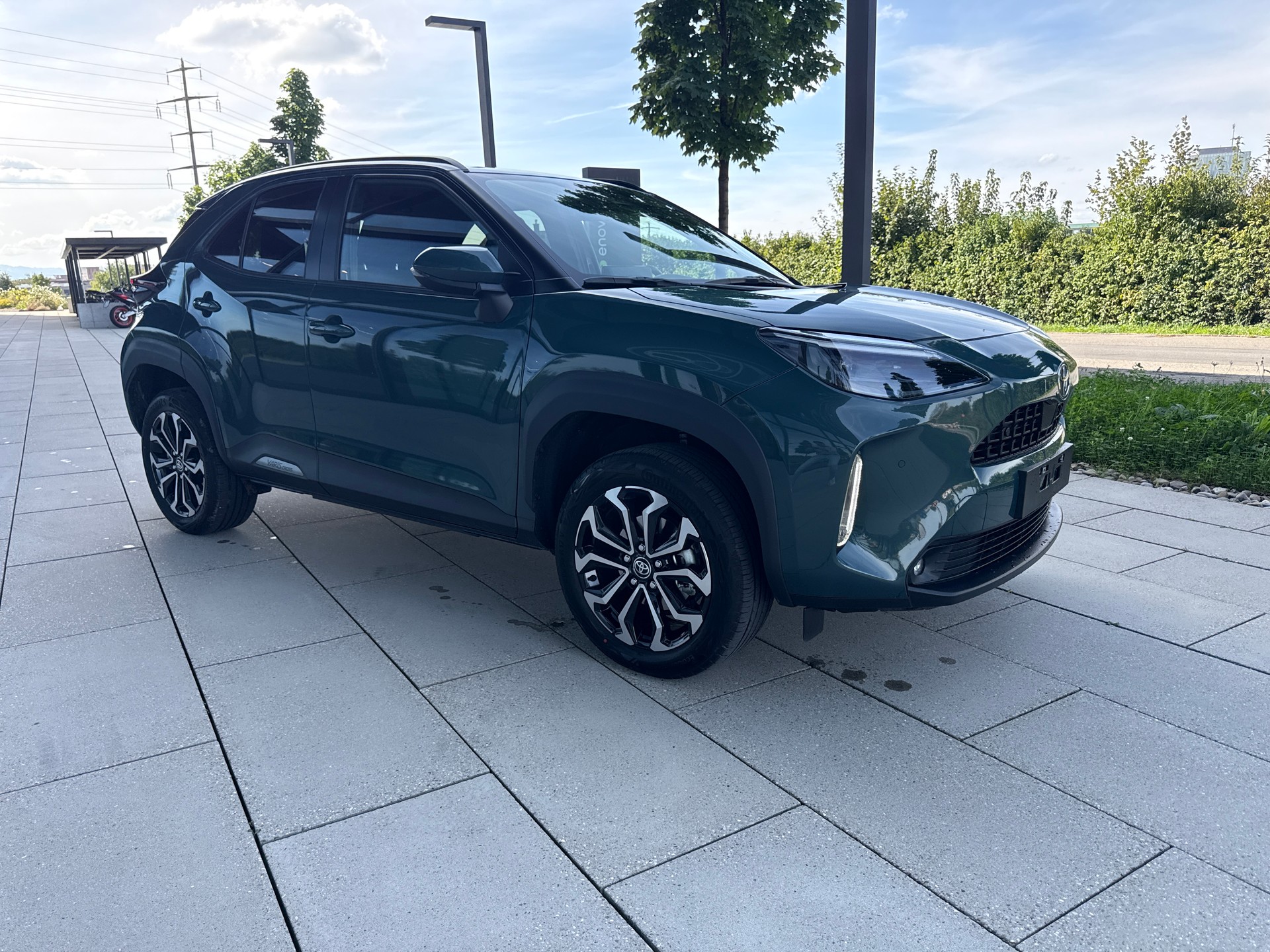 TOYOTA Yaris Cross 1.5 Trend AWDi e-CVT-image-1