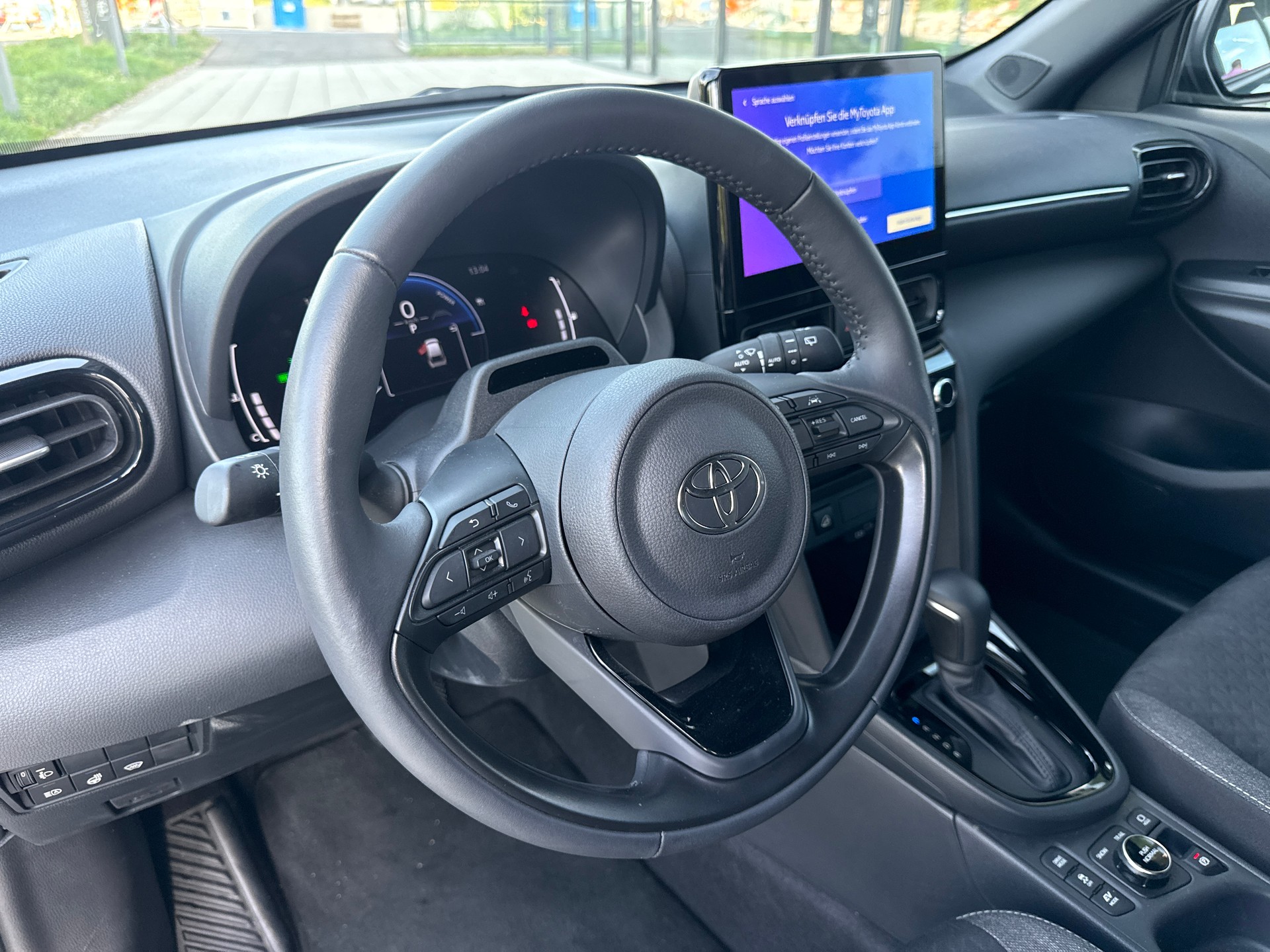 TOYOTA Yaris Cross 1.5 Trend AWDi e-CVT-image-8