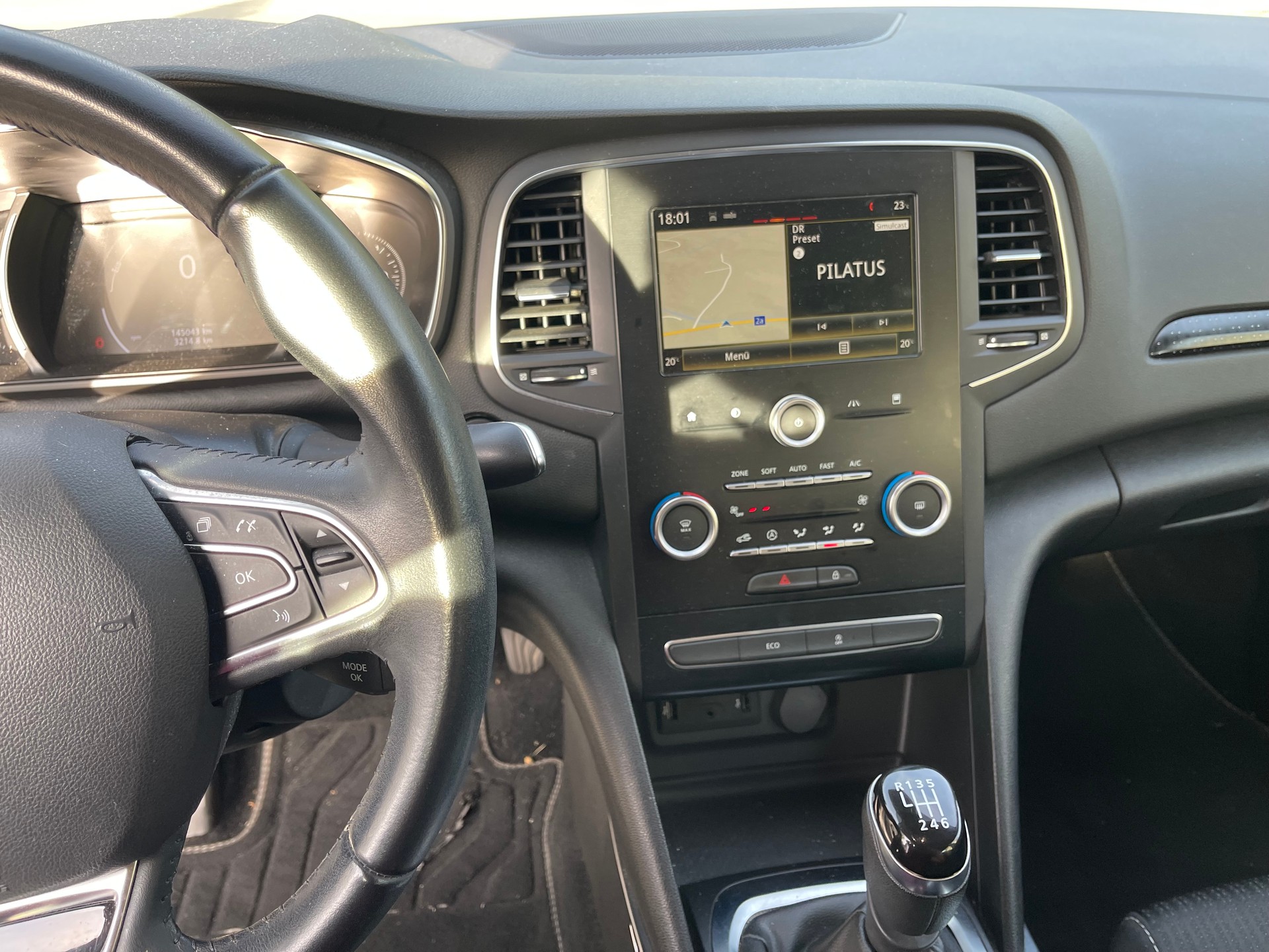 RENAULT Mégane Grandtour 1.5 dCi Business-image-12