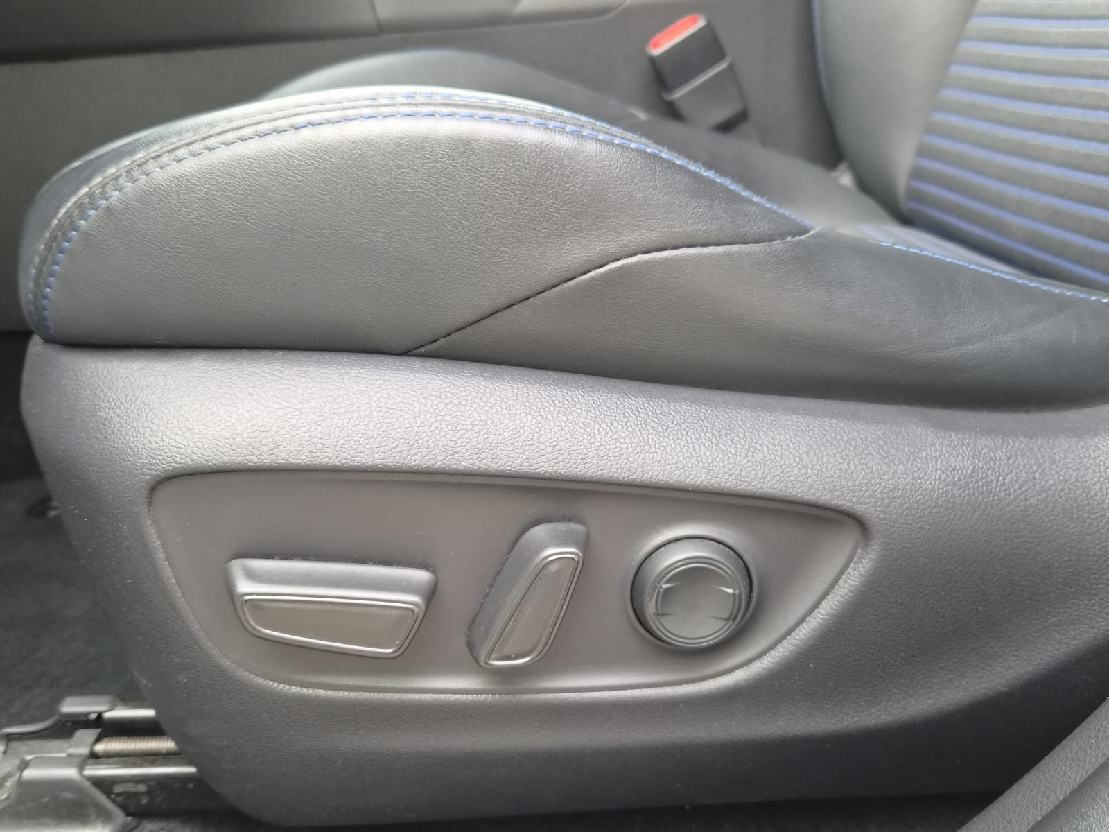 TOYOTA RAV4 2.5 HEV Style FWD-image-16