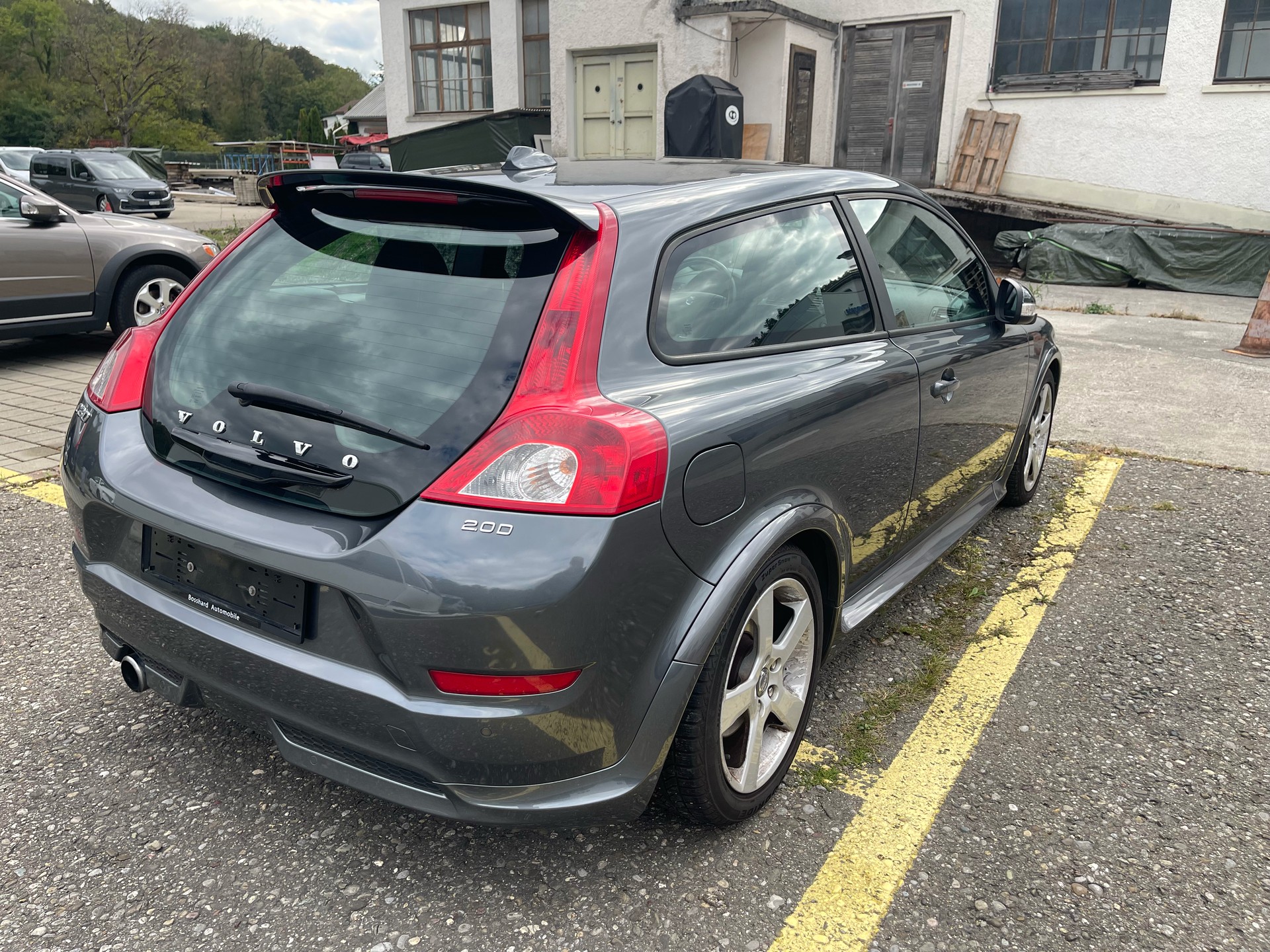 VOLVO C30 2.0D R-Design Momentum-image-4