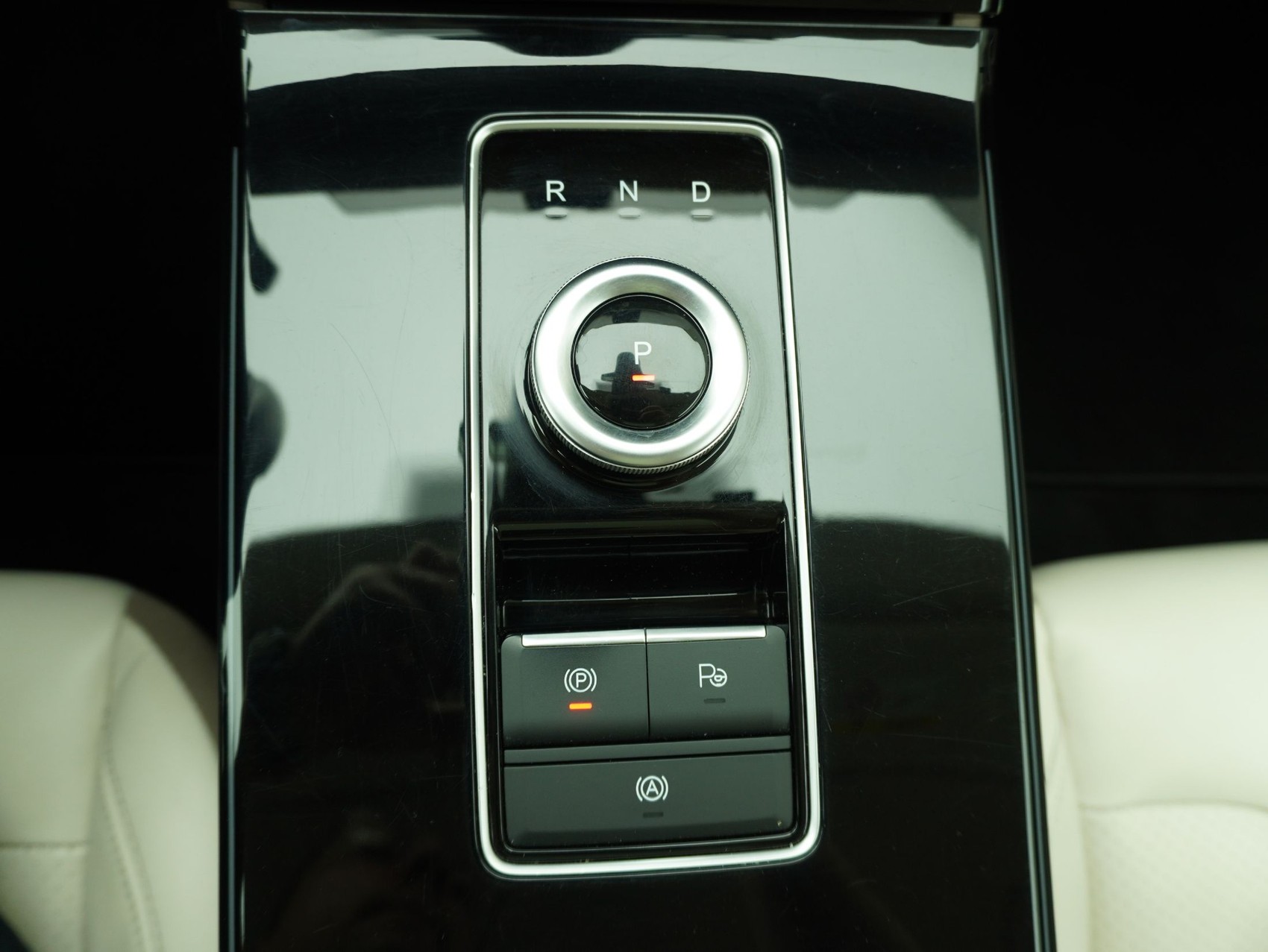 AIWAYS U5 Standard-image-12