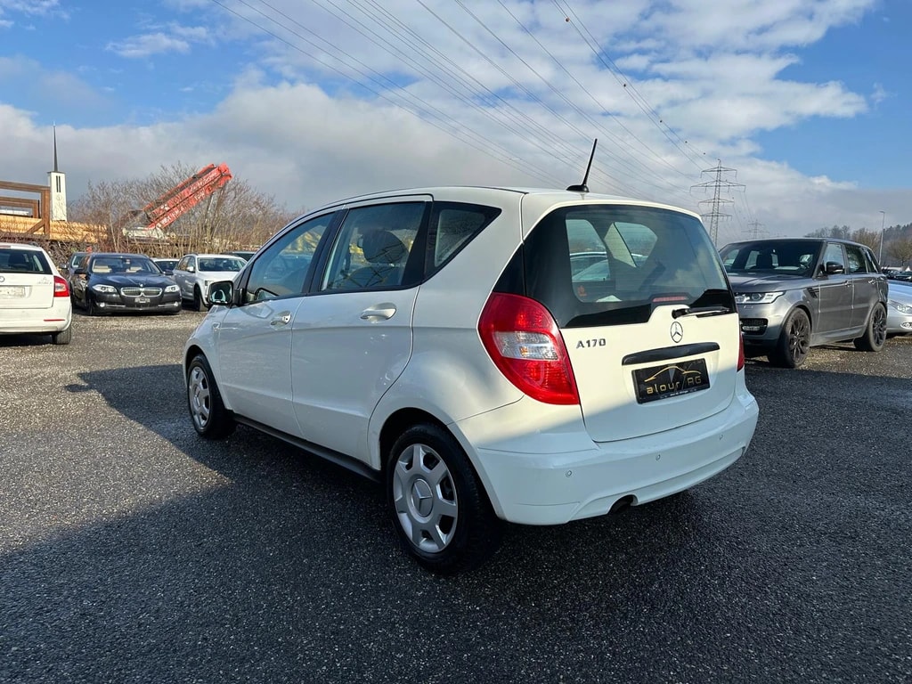 MERCEDES-BENZ A 170 Elégance Edition A-image-3
