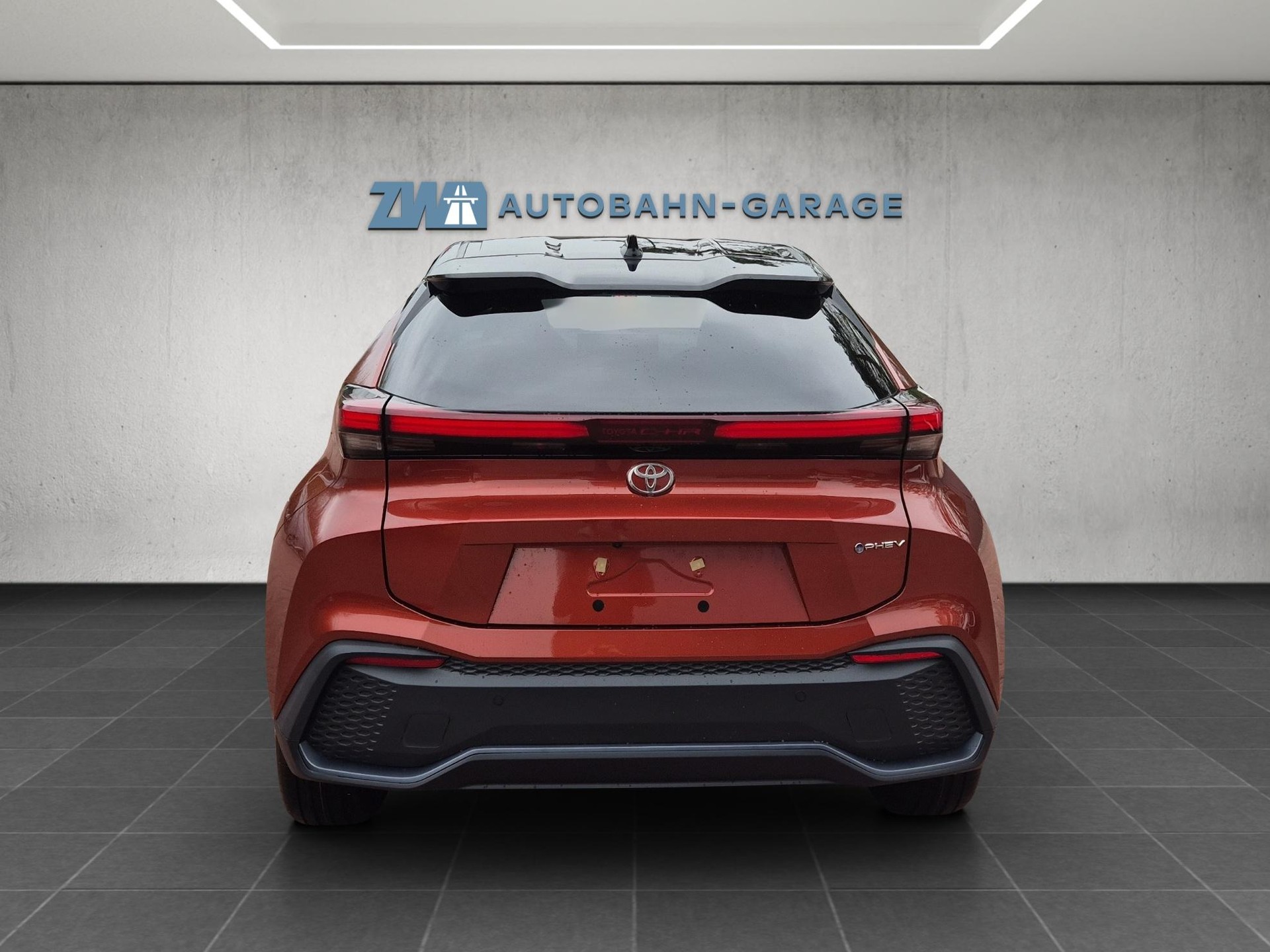 TOYOTA C-HR 2.0 PHEV Swiss Edition-image-3
