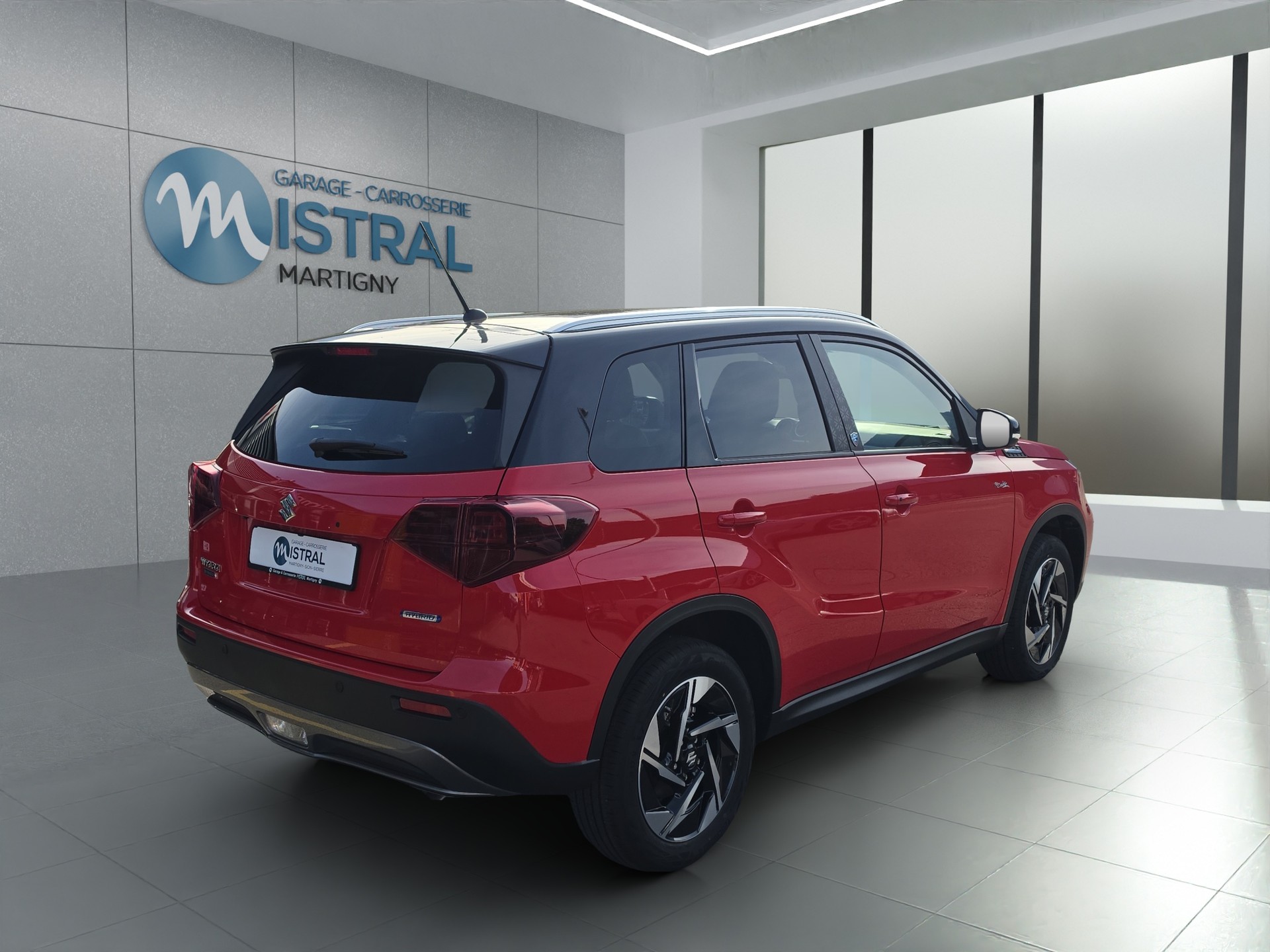 SUZUKI Vitara 1.4 T Piz Sulai Top Hybrid 4x4-image-2