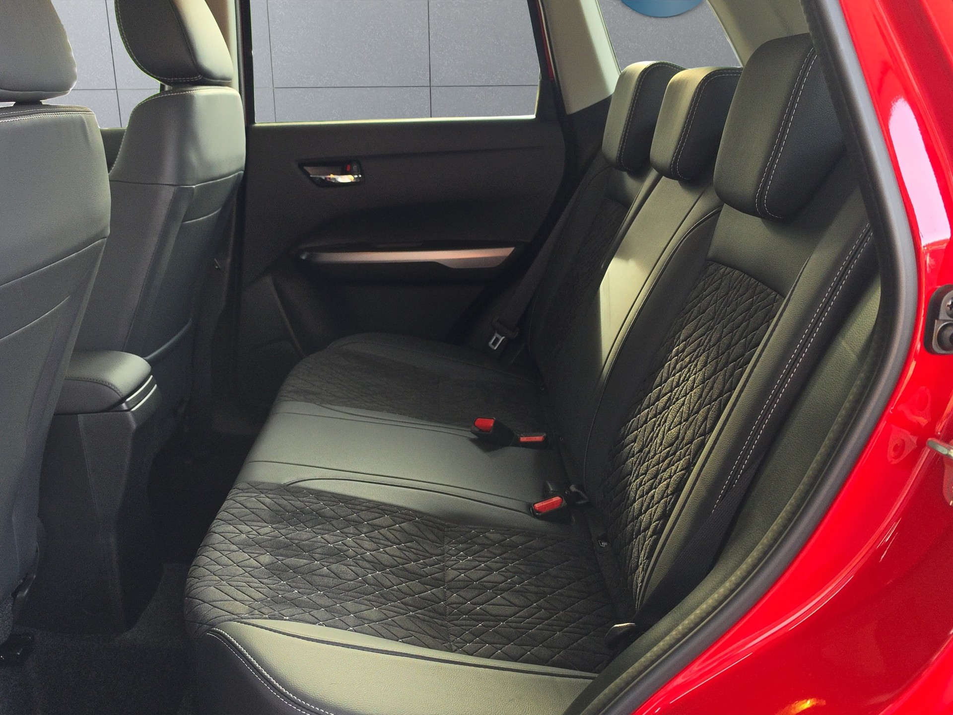 SUZUKI Vitara 1.4 T Piz Sulai Top Hybrid 4x4-image-16
