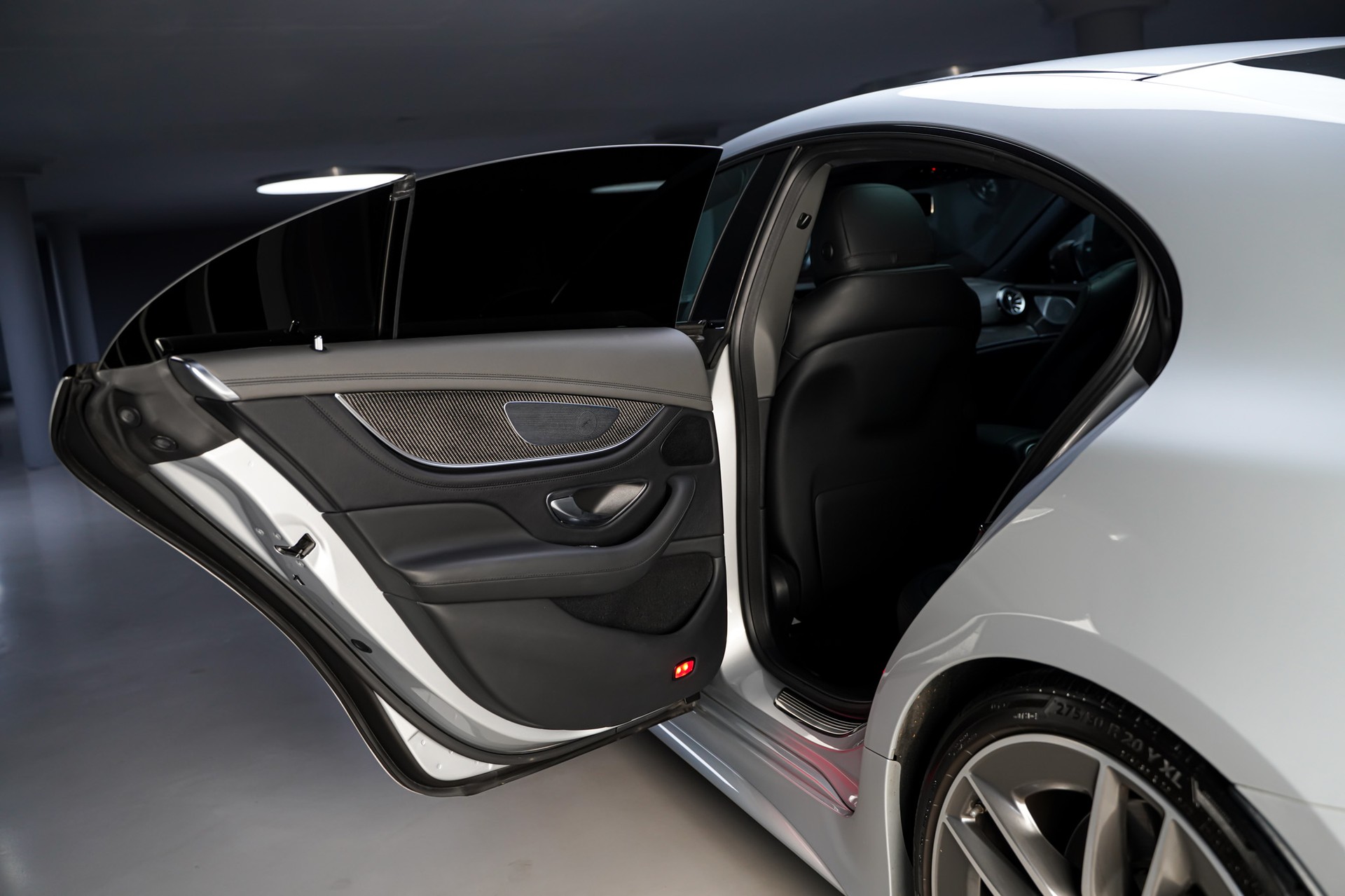 MERCEDES-BENZ CLS 53 AMG 4 Matic+ Edition1-image-15