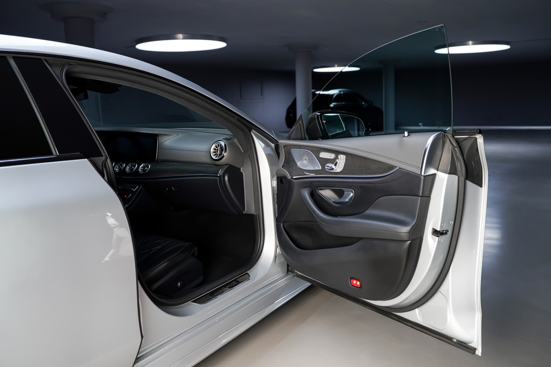 MERCEDES-BENZ CLS 53 AMG 4 Matic+ Edition1-image-17