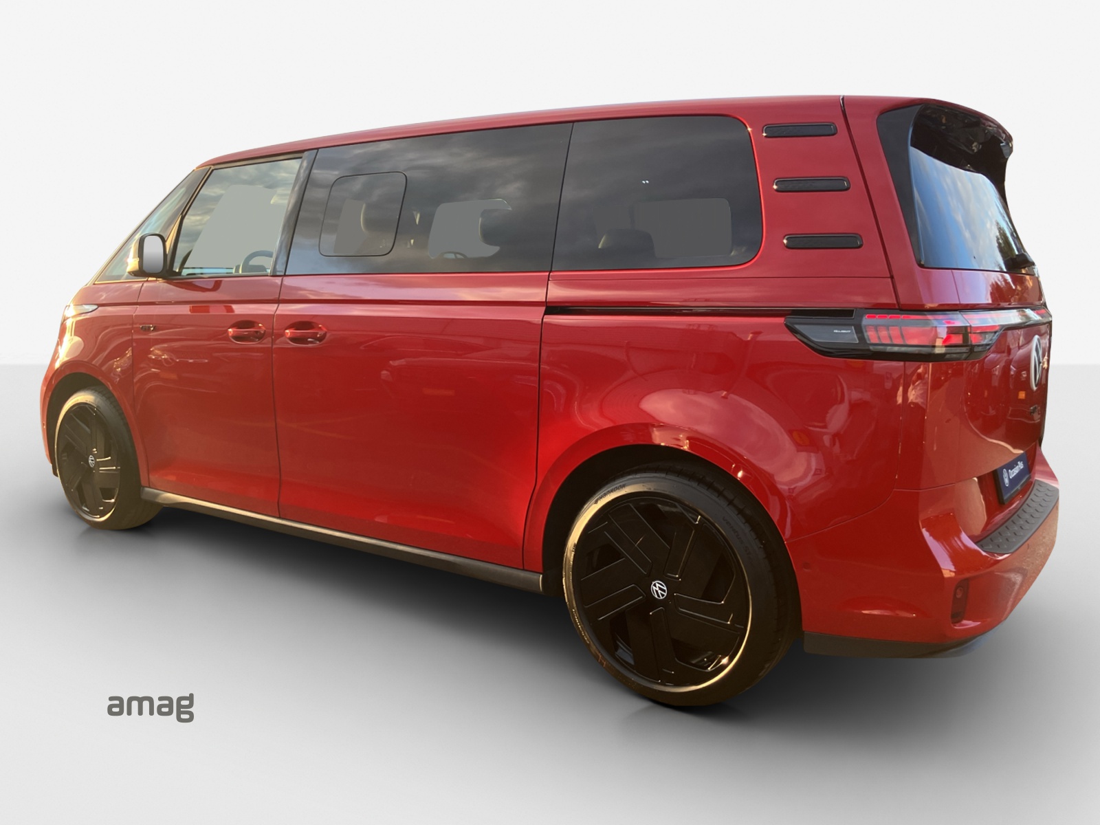 VW ID.Buzz LWB GTX 4 Motion-image-2