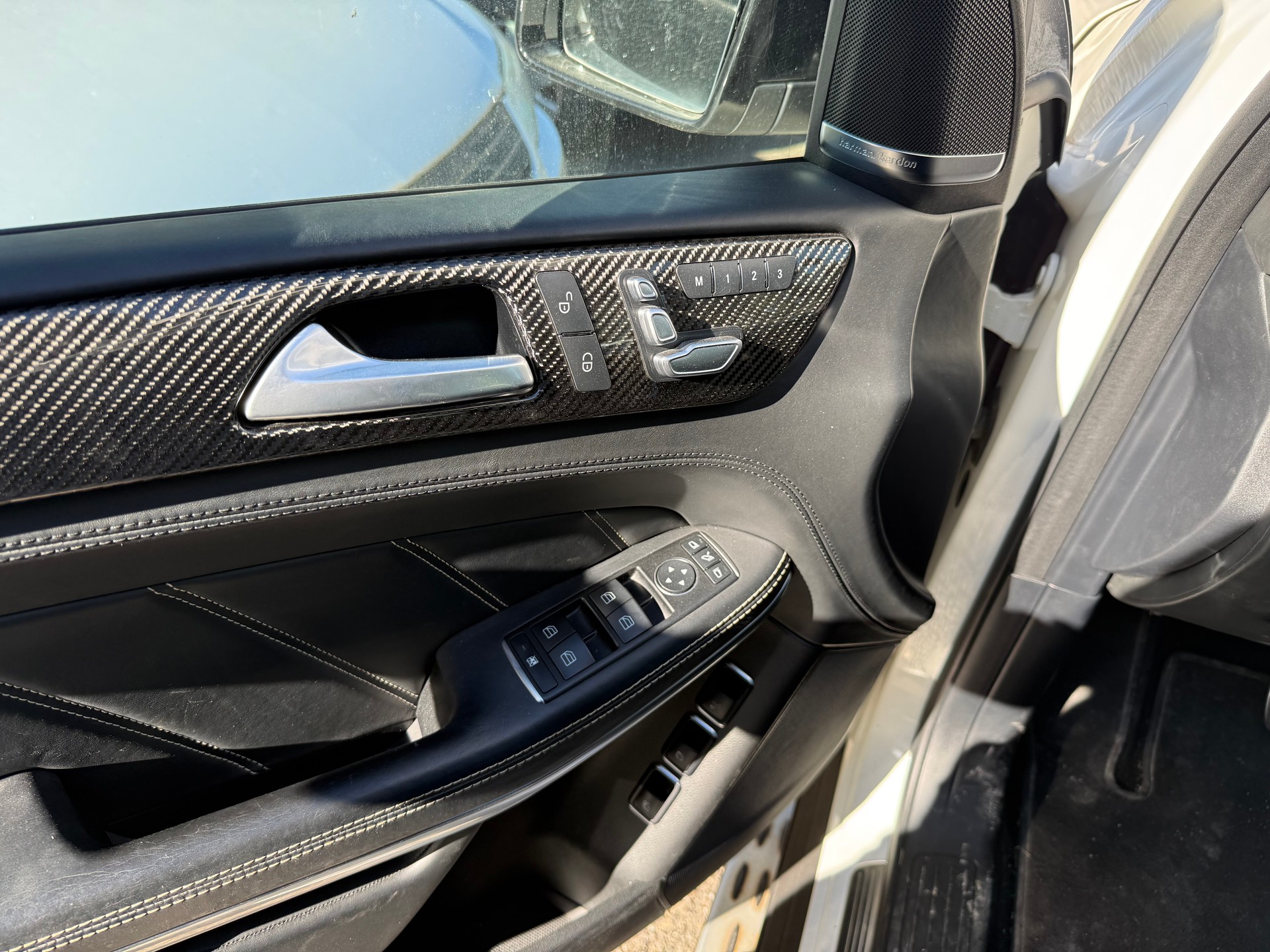 MERCEDES-BENZ CLS Shooting Brake 63 AMG S 4Matic Speedshift MCT-image-9
