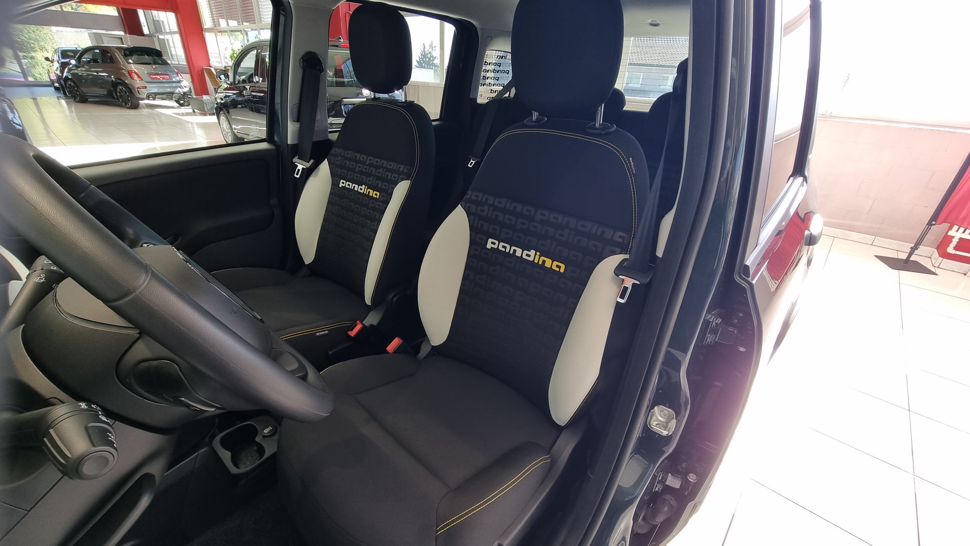 FIAT Pandina 1.0 Hybrid Cross-image-18
