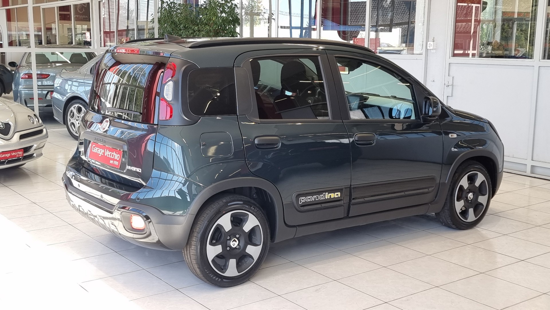 FIAT Pandina 1.0 Hybrid Cross-image-4