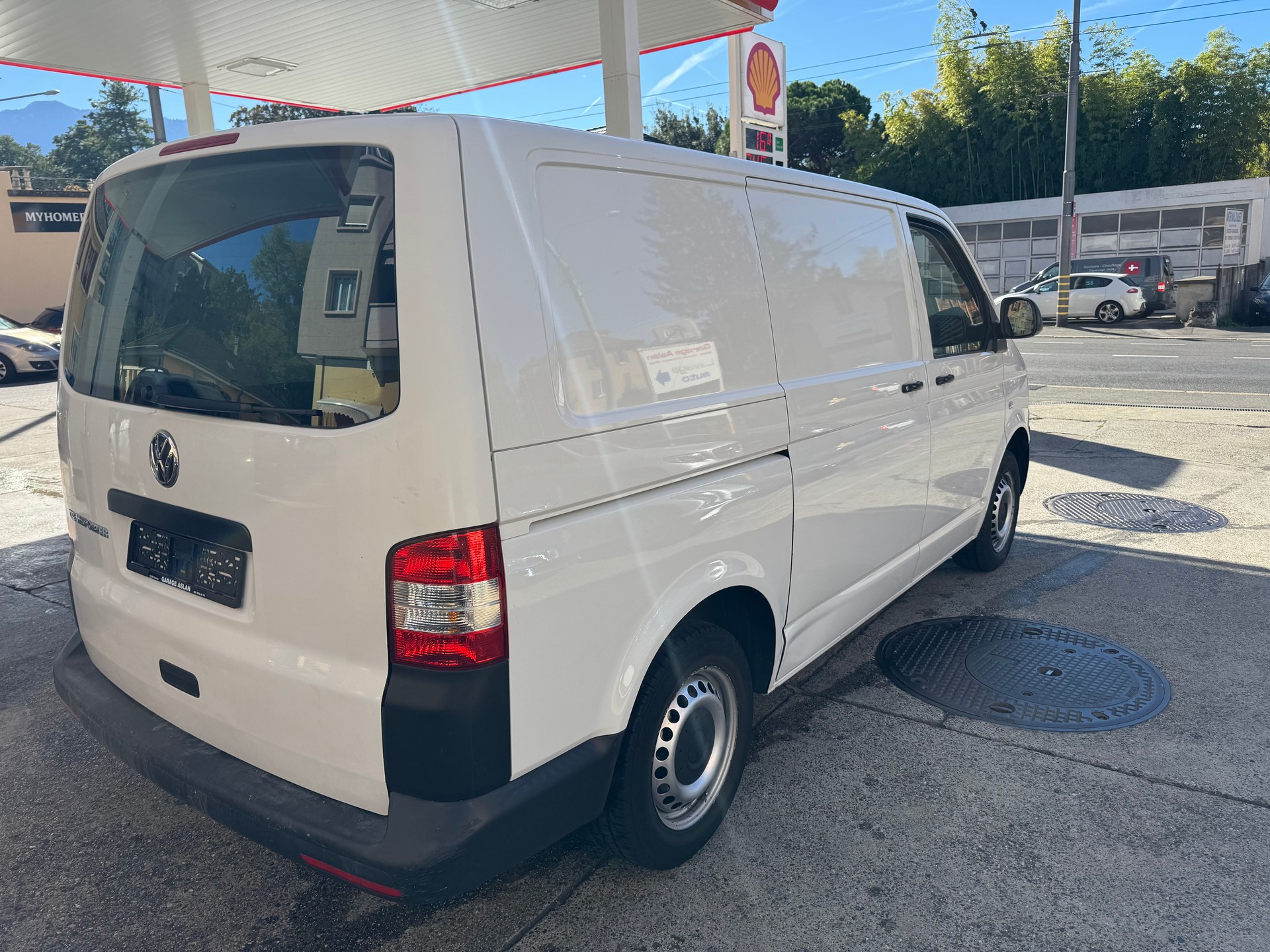 VW T5 2.0 TDI-image-2