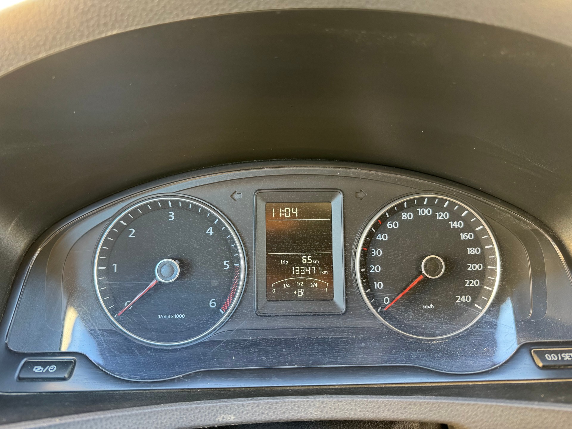 VW T5 2.0 TDI-image-5