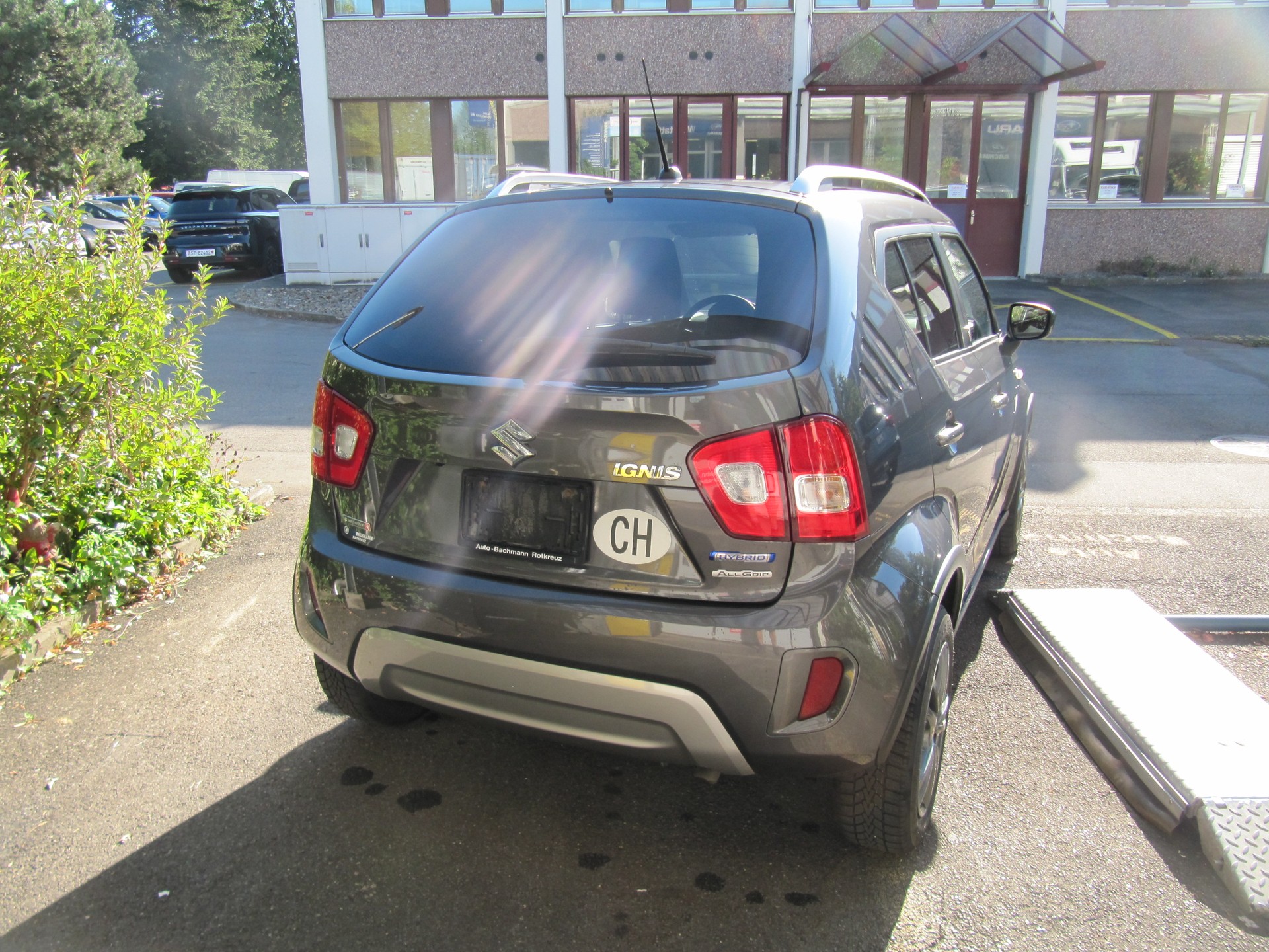 SUZUKI Ignis 1.2i Piz Sulai Hybrid 4x4-image-2