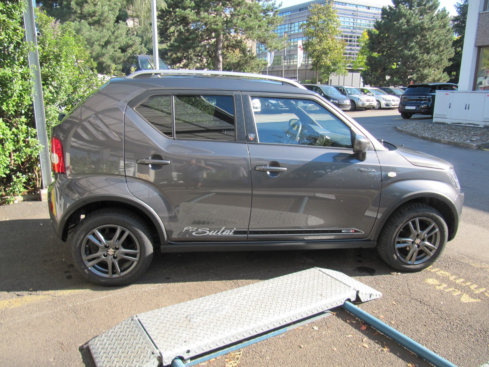 SUZUKI Ignis 1.2i Piz Sulai Hybrid 4x4-image-4