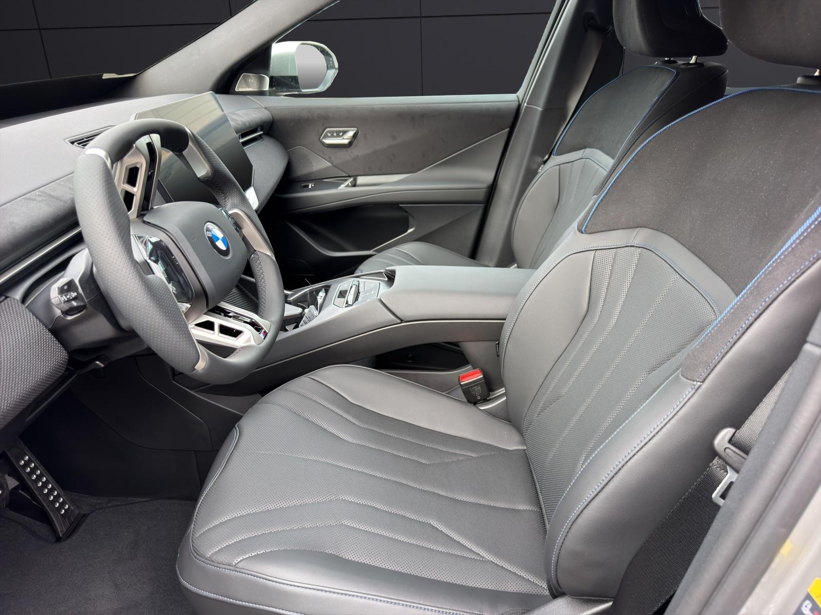 BMW iX3 NA5 40-image-1
