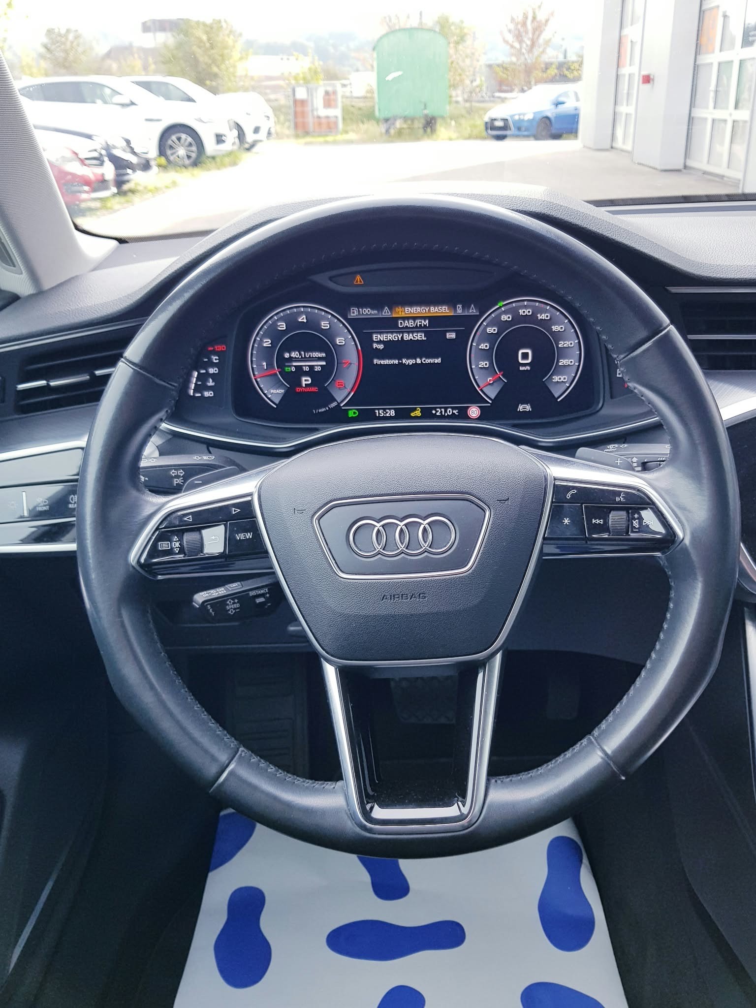 AUDI A6 Avant 55 TFSI quattro S-tronic-image-12