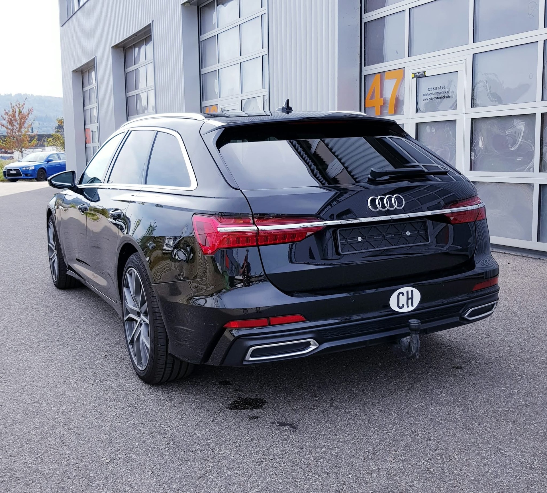 AUDI A6 Avant 55 TFSI quattro S-tronic-image-3
