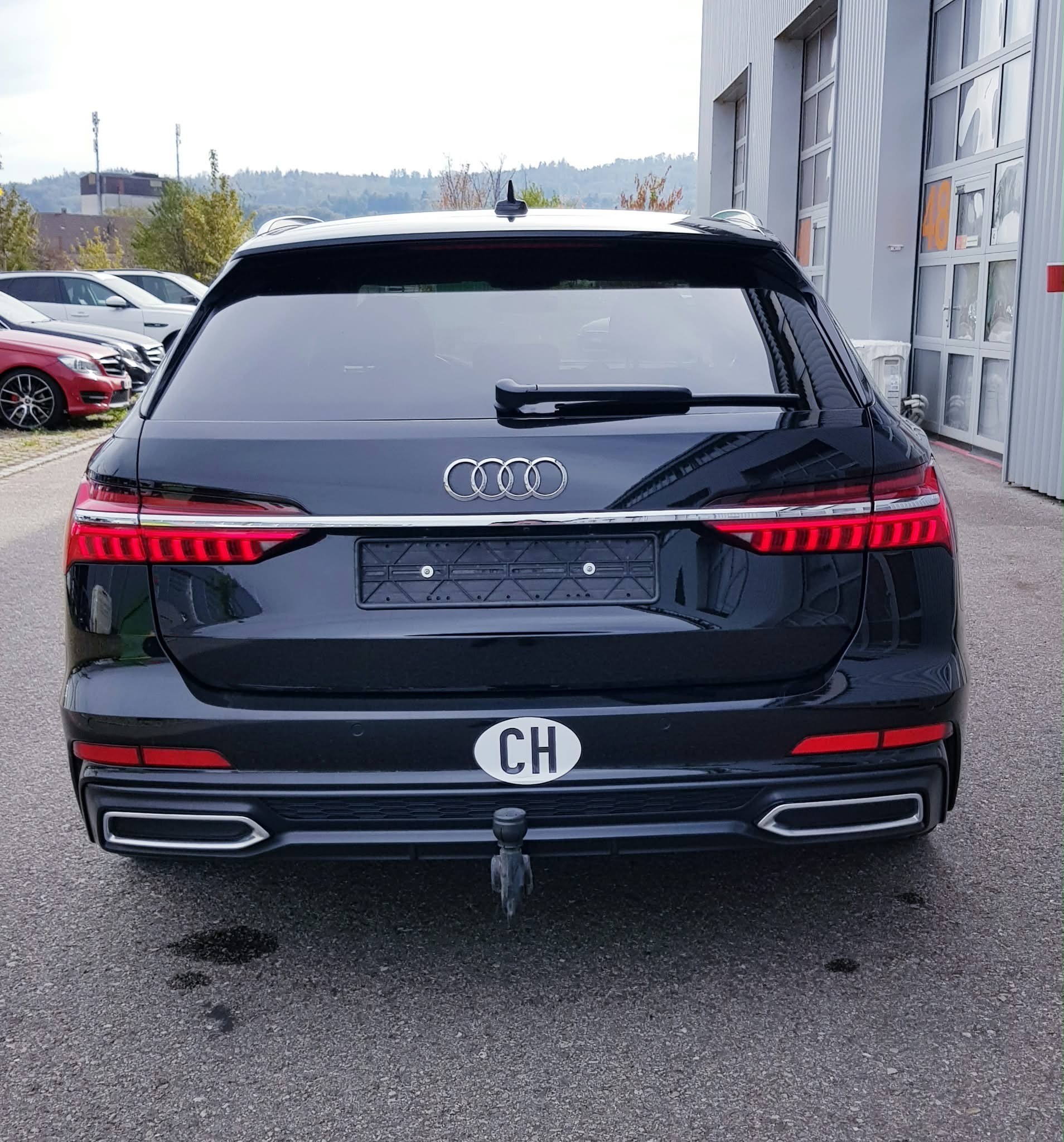AUDI A6 Avant 55 TFSI quattro S-tronic-image-4