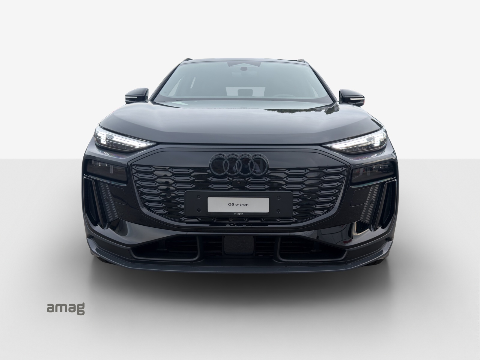 AUDI Q6 e-tron quattro-image-6