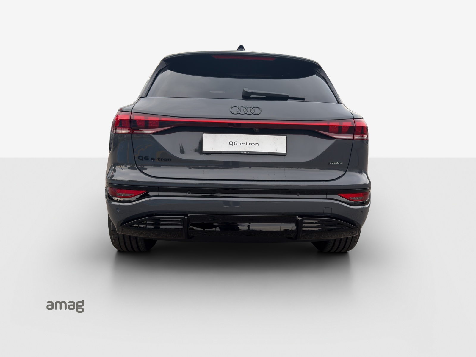 AUDI Q6 e-tron quattro-image-3