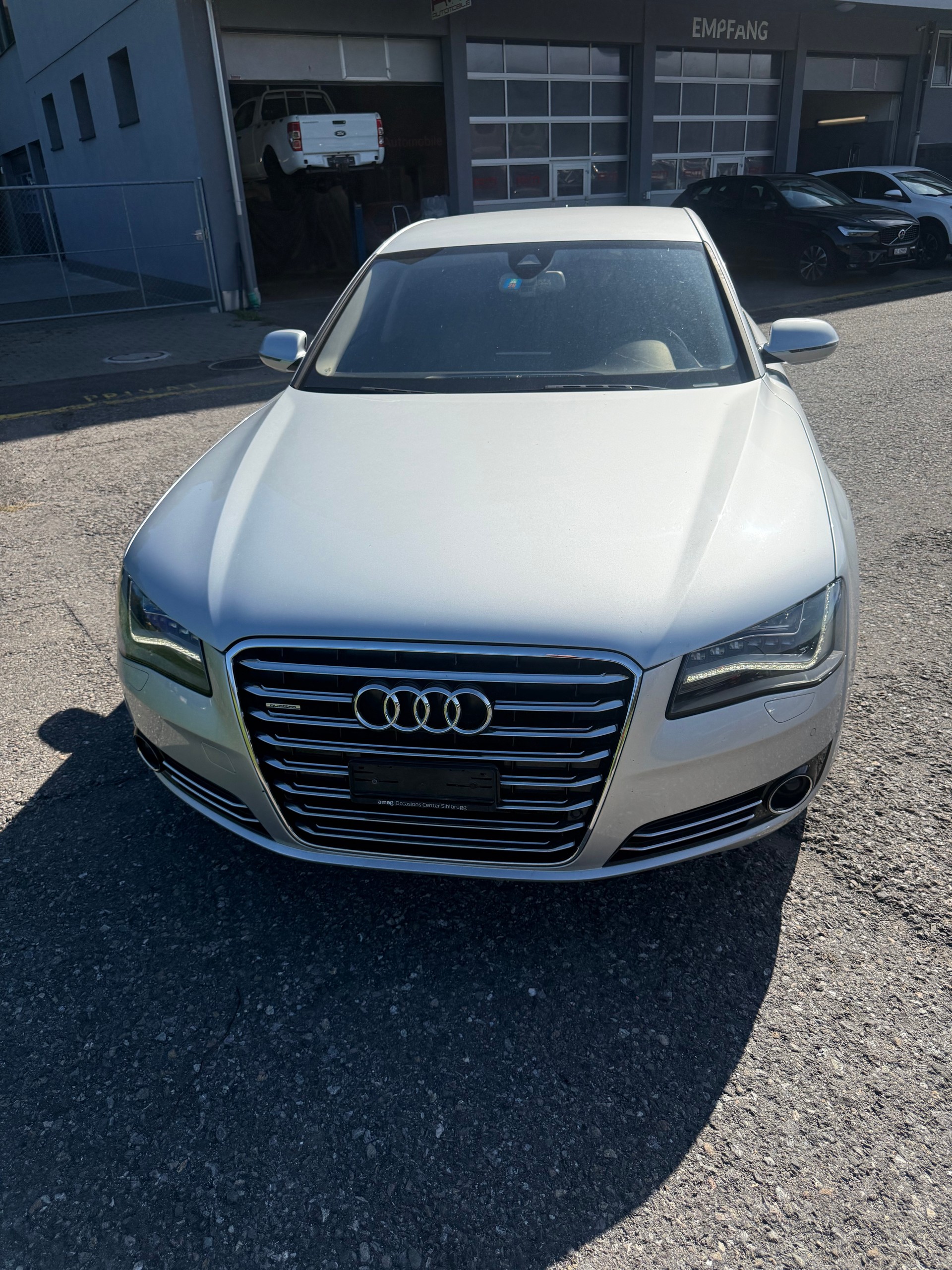 AUDI A8 3.0 TDI quattro tiptronic-image-1