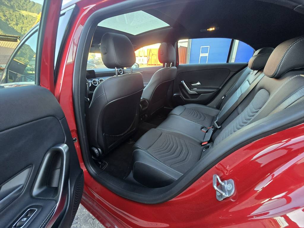 MERCEDES-BENZ A 250 4Matic 8G-DCT-image-9