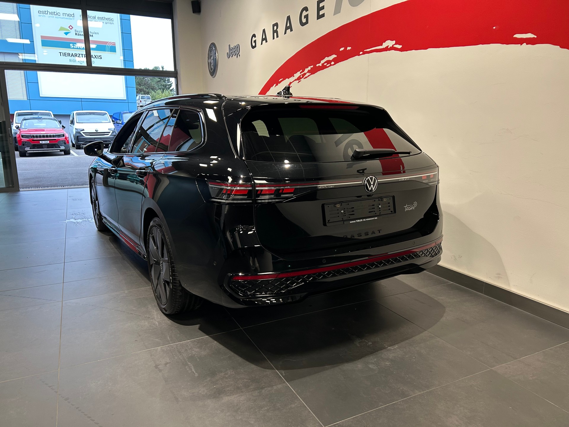 VW Passat Variant 2.0 TDI evo R-Line 4 Motion DSG-image-15