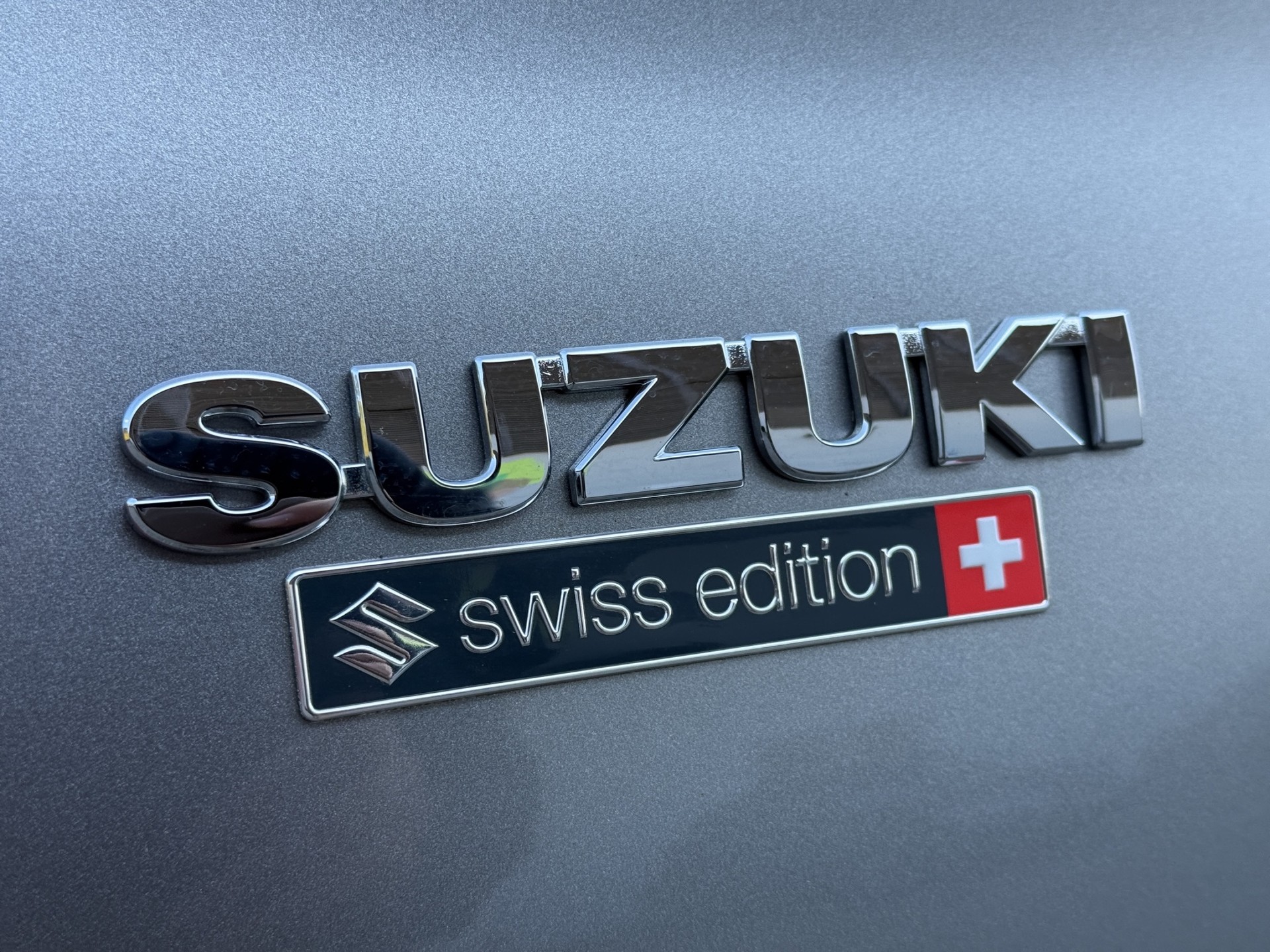 SUZUKI Swift 1.2 Compact Top 4x4 Hybrid-image-9