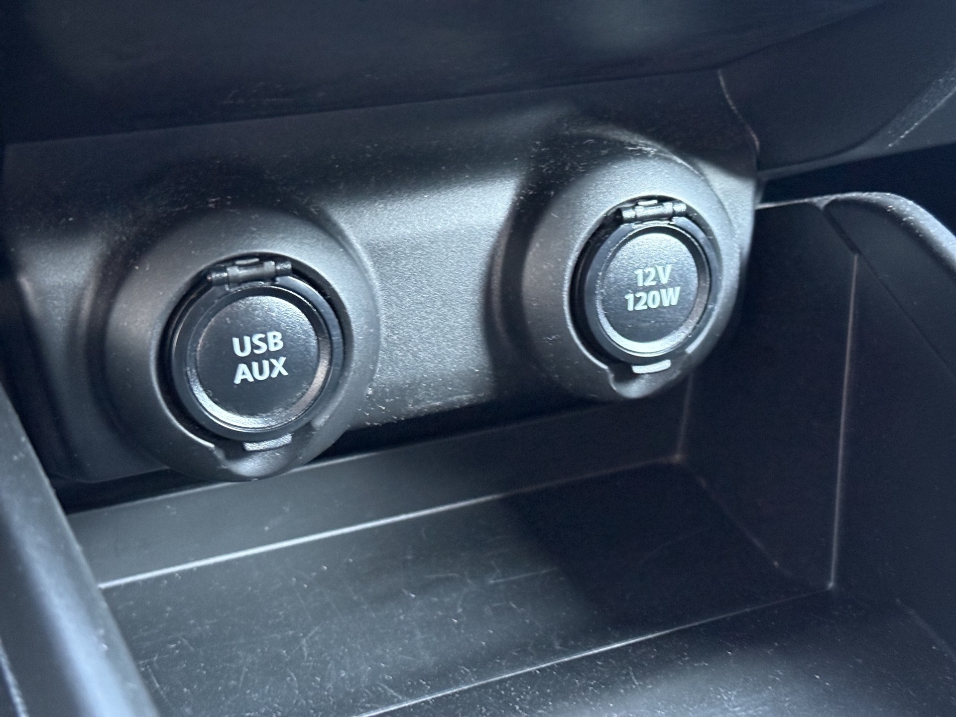 SUZUKI Swift 1.2 Compact Top 4x4 Hybrid-image-23