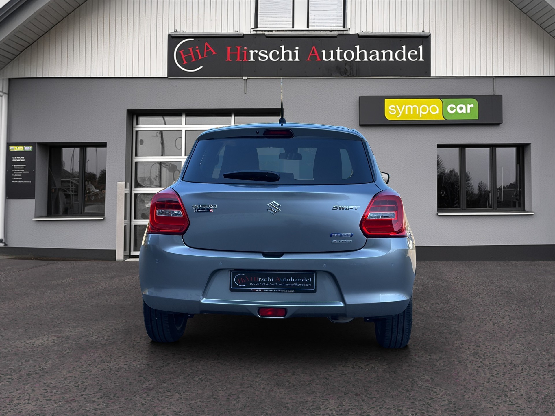 SUZUKI Swift 1.2 Compact Top 4x4 Hybrid-image-8