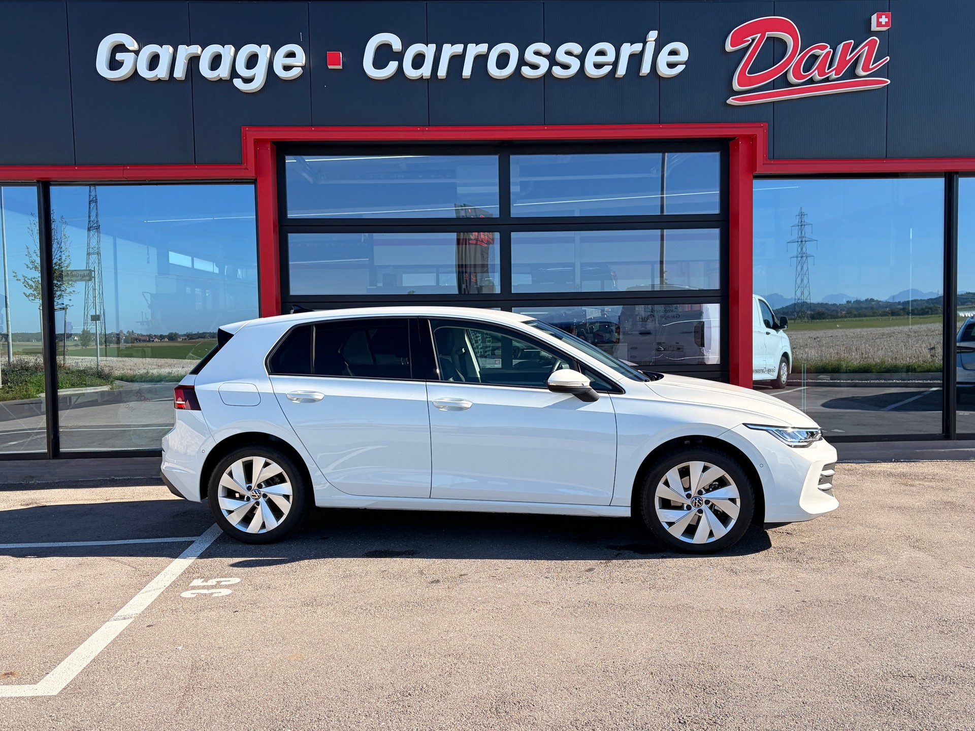 VW Golf 1.5 e TSI mHEV United DSG-image-0